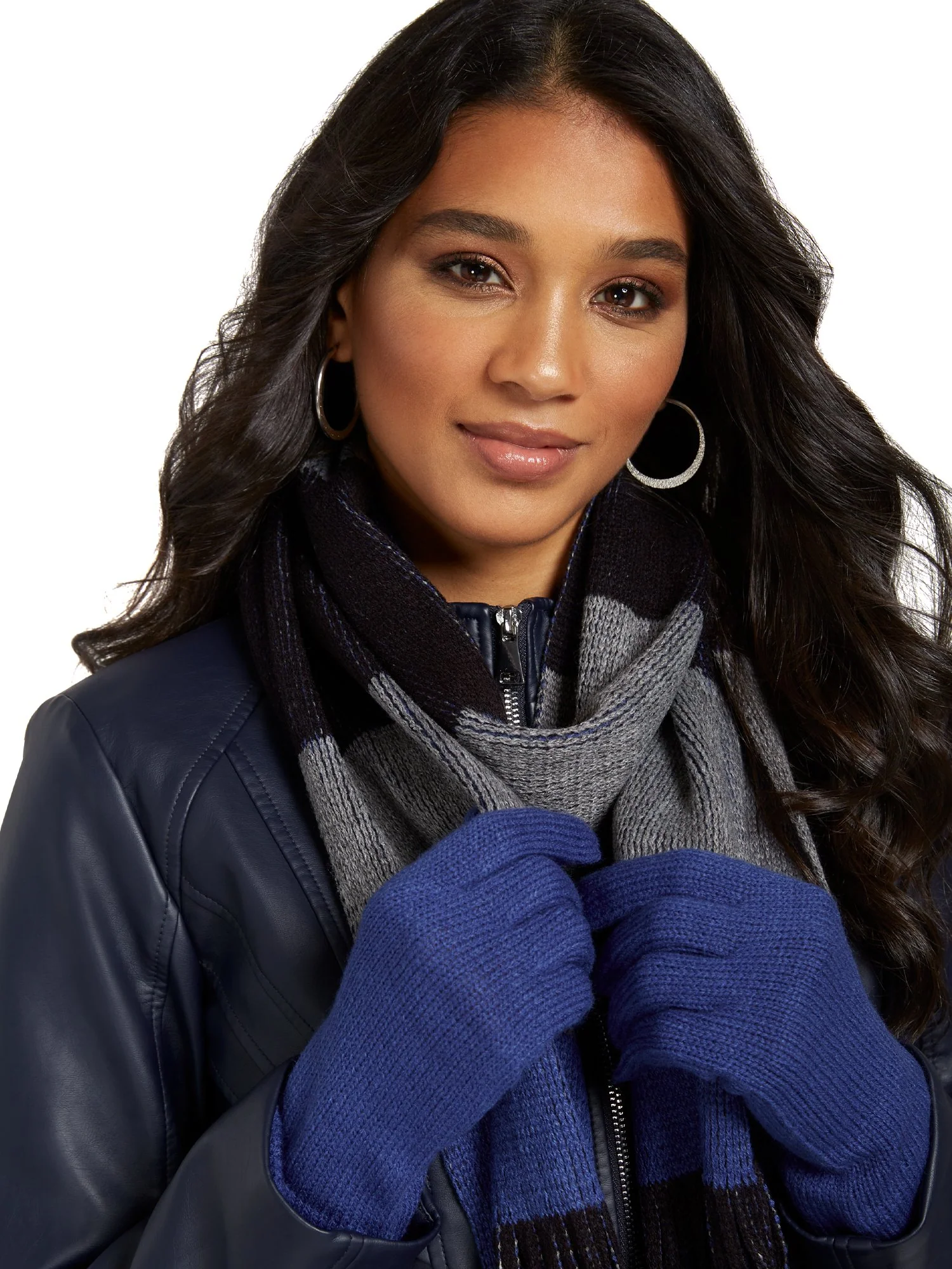 2-Piece Colorblock Scarf & Gloves Set - Image 9