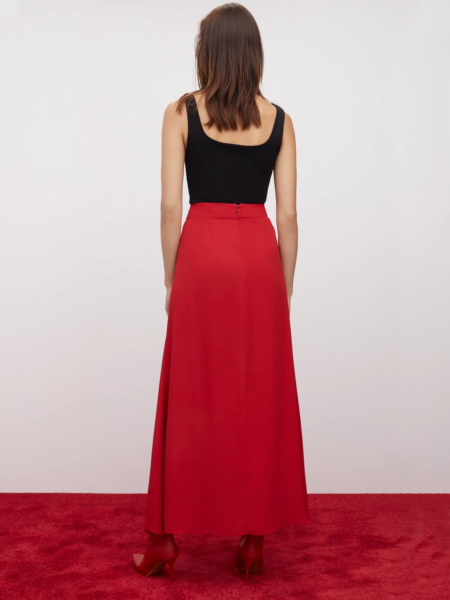 Asymmetric Button-Detail Maxi Skirt - Image 3