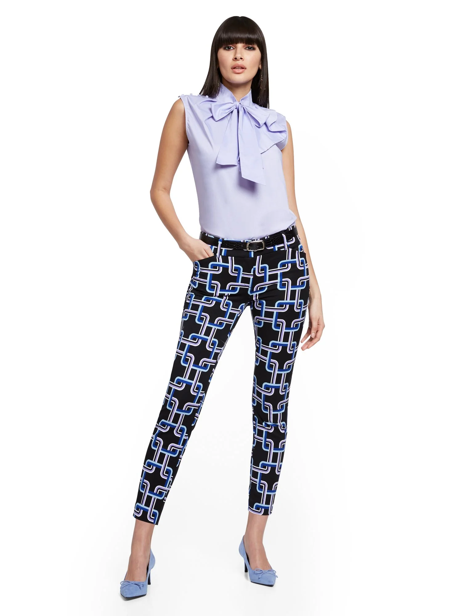 Audrey Slim-Leg Ankle Pant - Graphic Print - Image 4