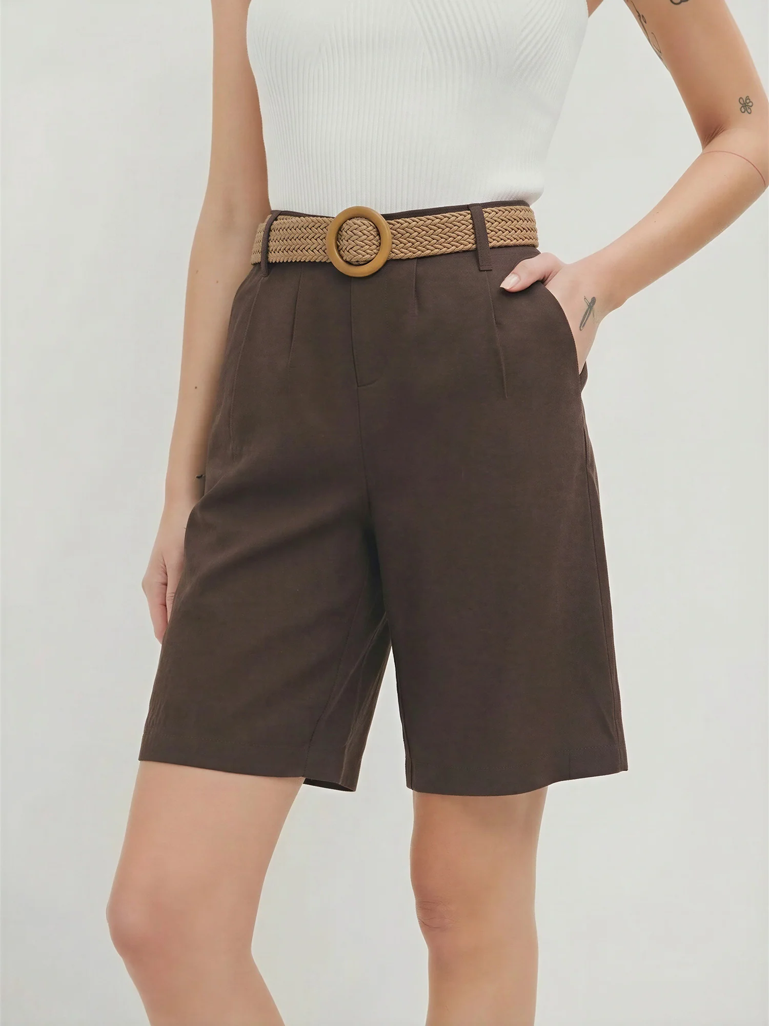 Belted Pleated Linen Blend Bermuda Shorts - Image 10