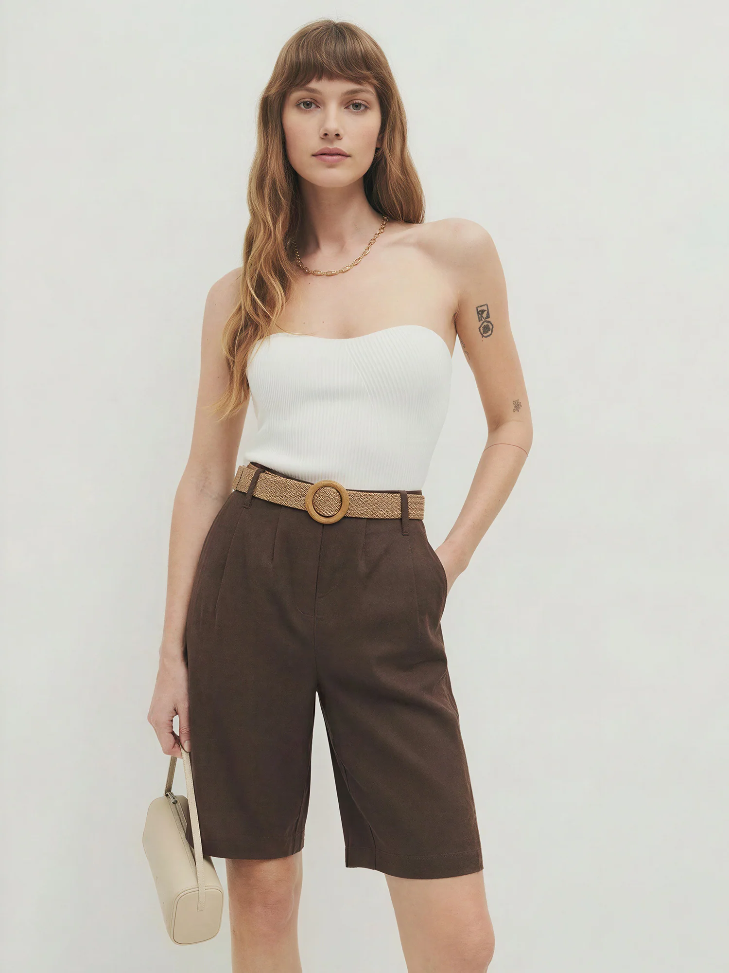 Belted Pleated Linen Blend Bermuda Shorts - Image 11