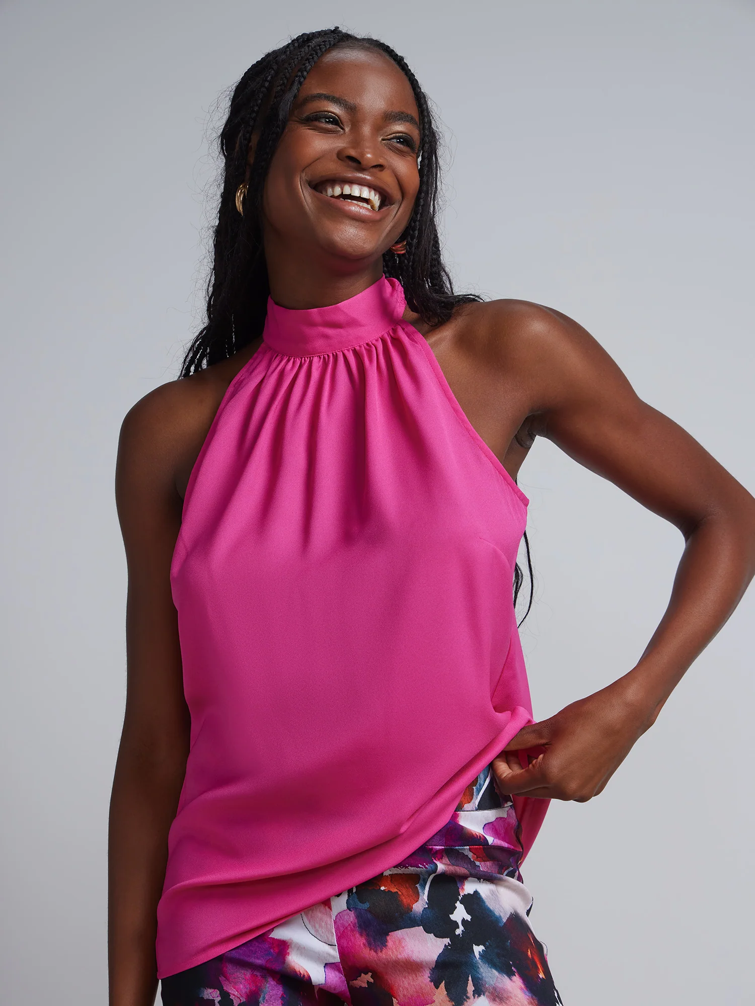 Bow-Back Halterneck Top - Image 14