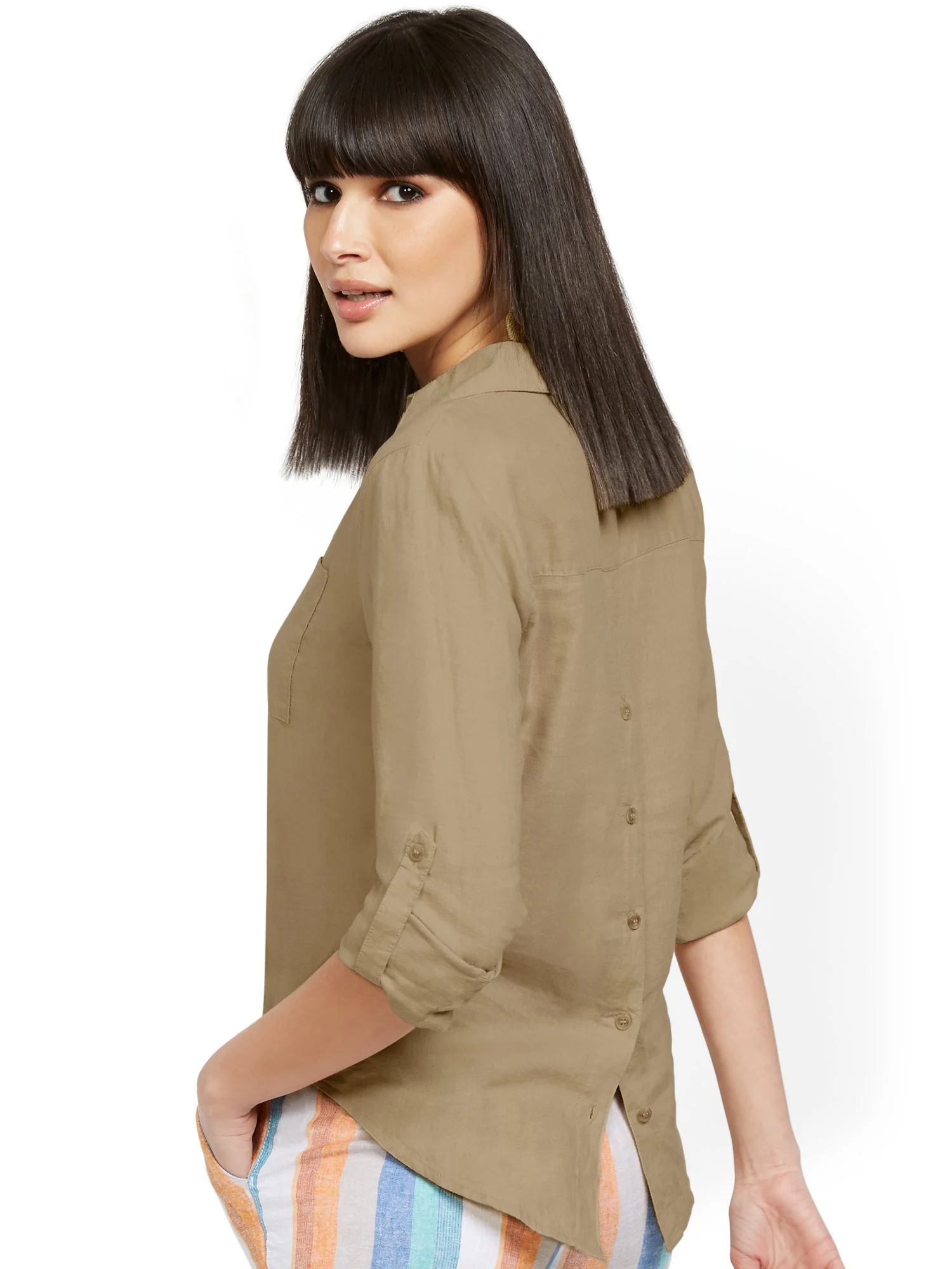 Button-Back Linen Shirt - Image 6