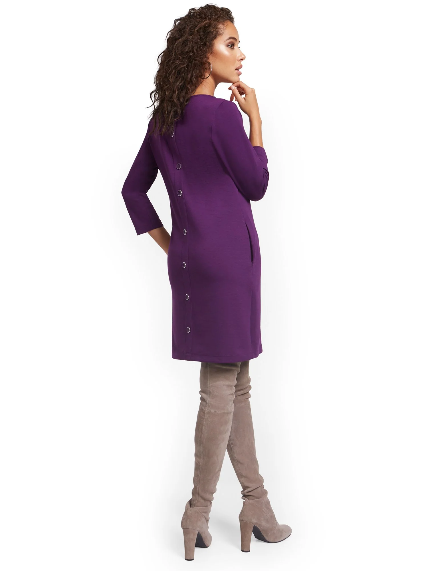 Button-Back Shift Dress - Image 5