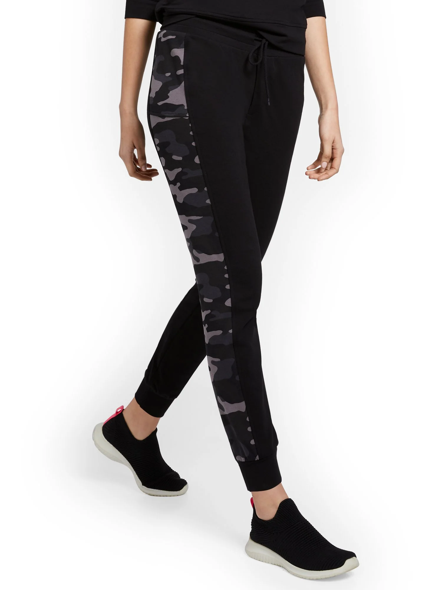 Camo-Colorblock Jogger Pant - Image 2