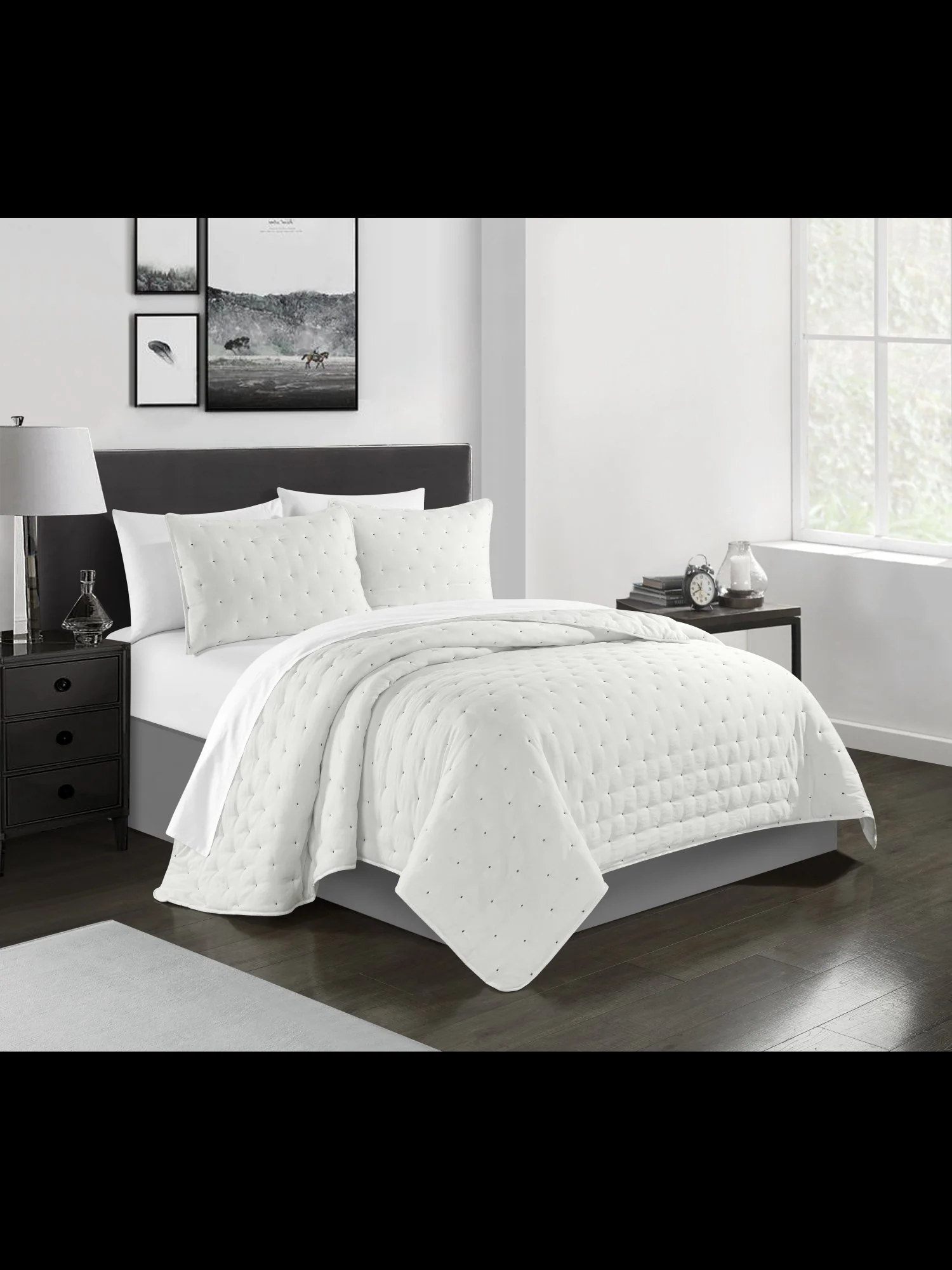 Chyle Queen-Size 3-Piece Quilt Set - NY&C x Chic Home - Image 3