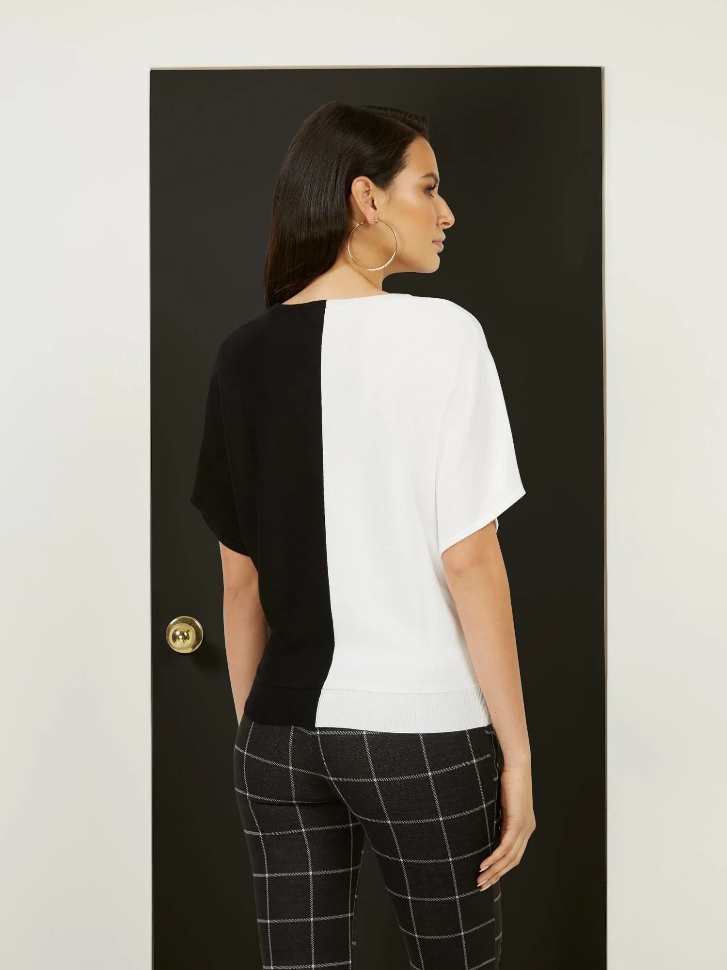 Colorblock Dolman-Sleeve Sweater - Image 3