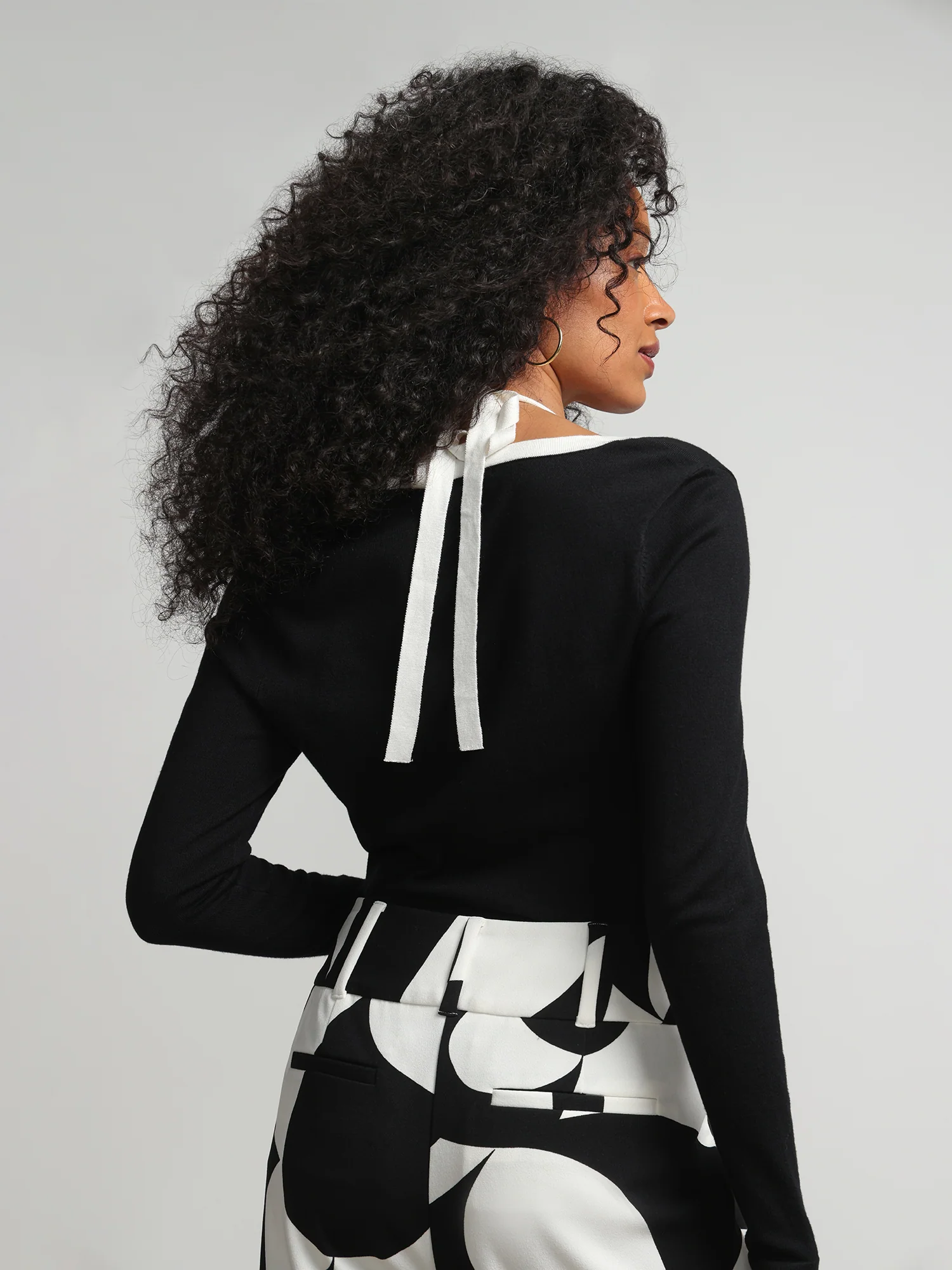 Cut-Out Strap Sweater - Image 3