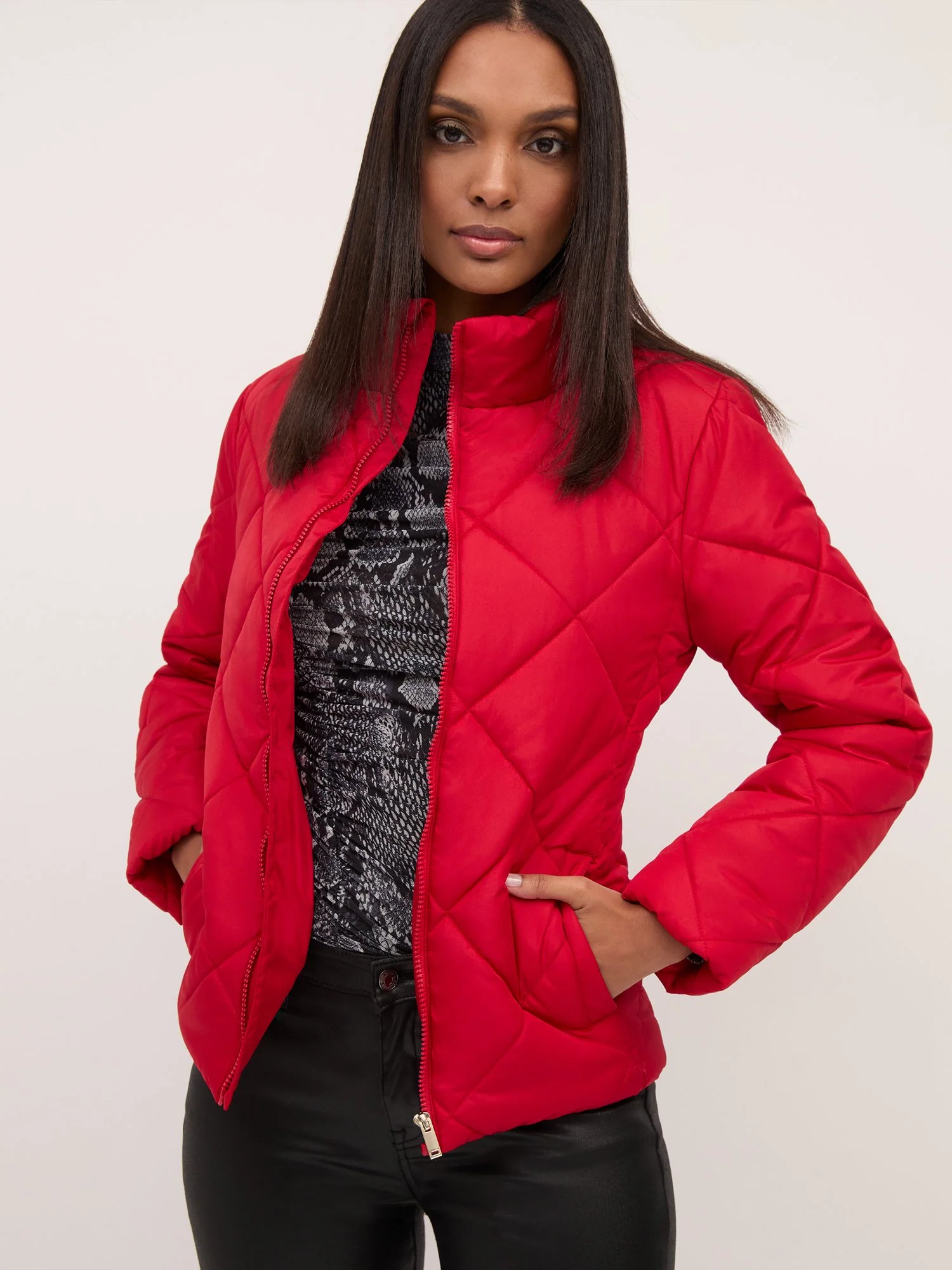 Diamond-Quilted Puffer Jacket - Image 11