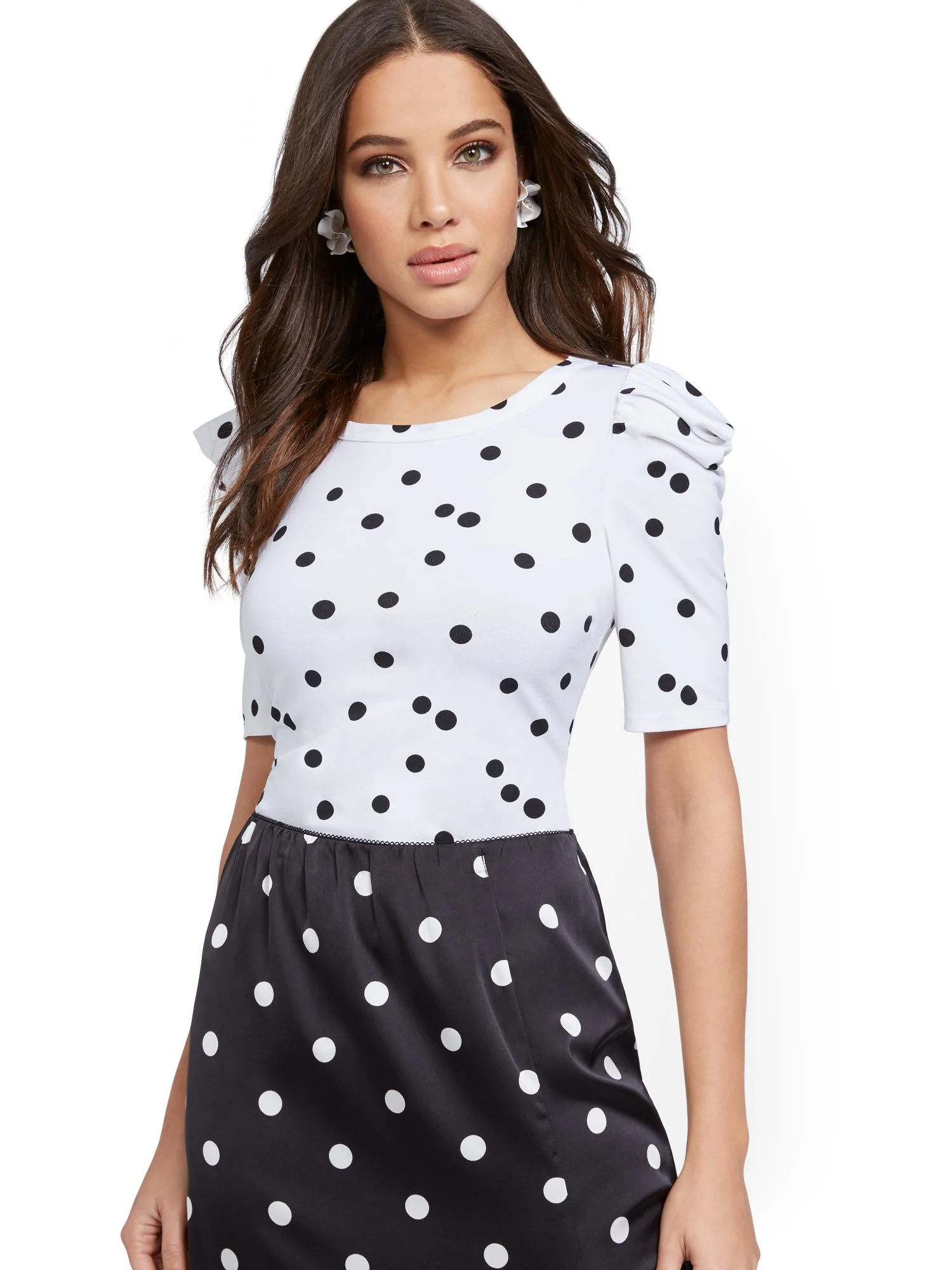 Dot-Print Puff-Sleeve Top - Image 6