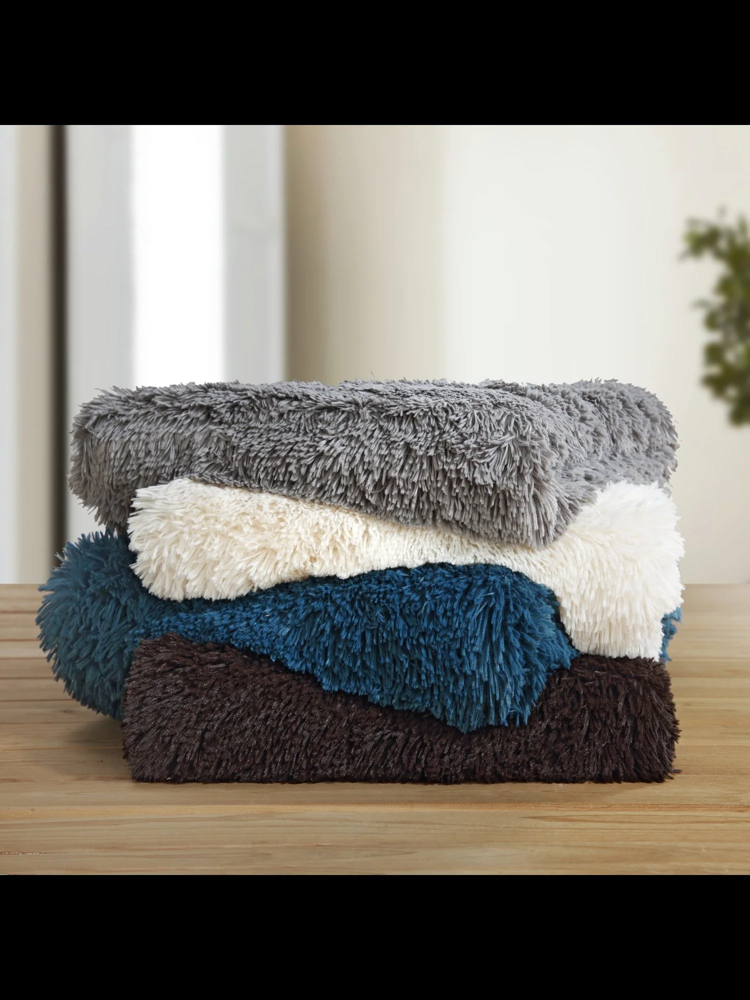 Elana Ultra Plush Faux-Fur Throw Blanket - NY&C x Chic Home - Image 15