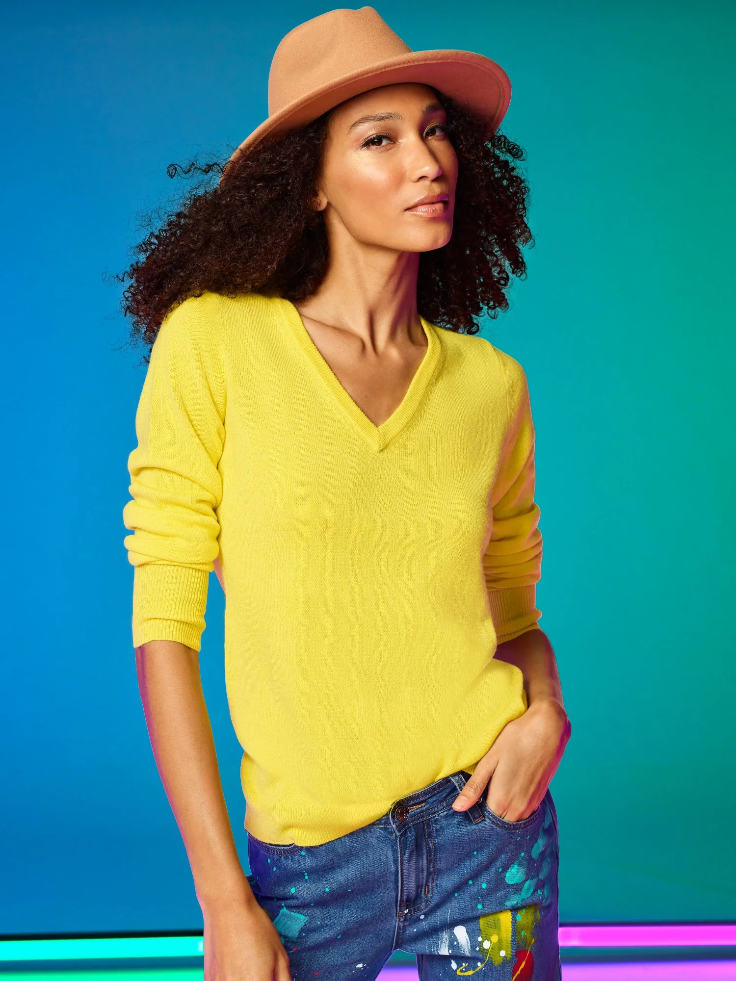 Essential V-Neck Sweater - Image 9