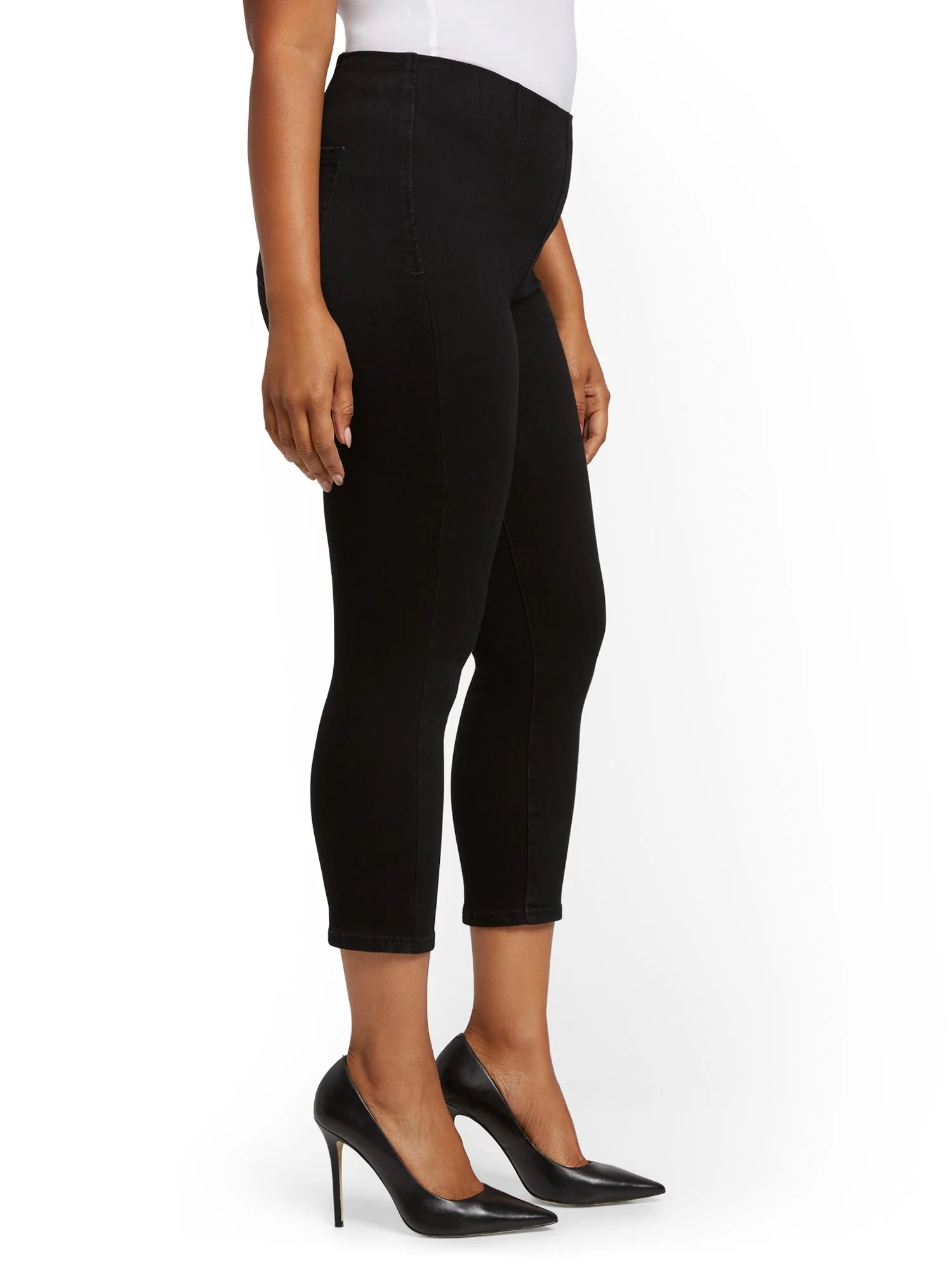 Feel Good High-Waisted No Gap Pull-On Super-Skinny Capri Jeans - Black - Image 8