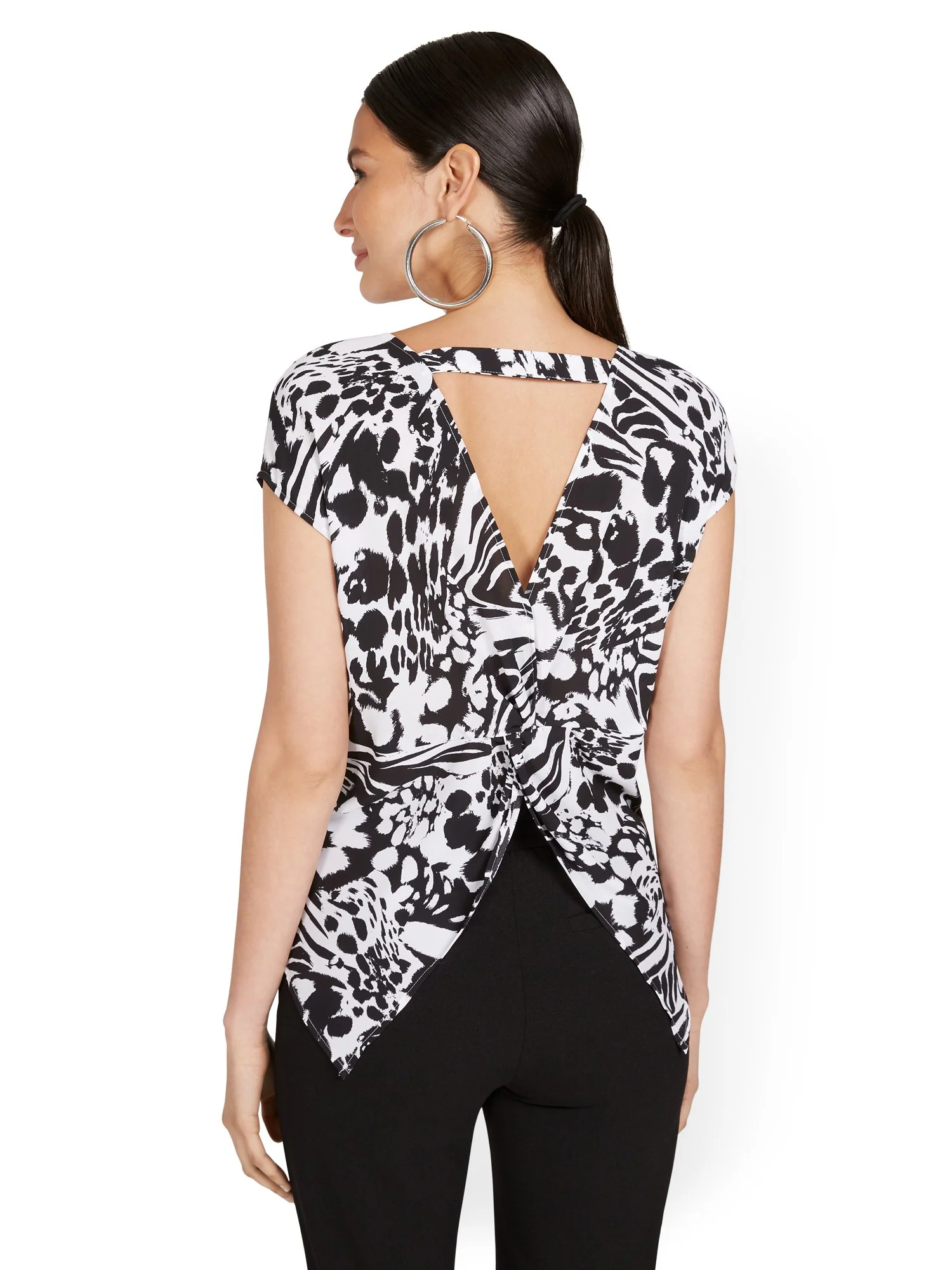 Floral-Print Twist-Back Tee - Image 3