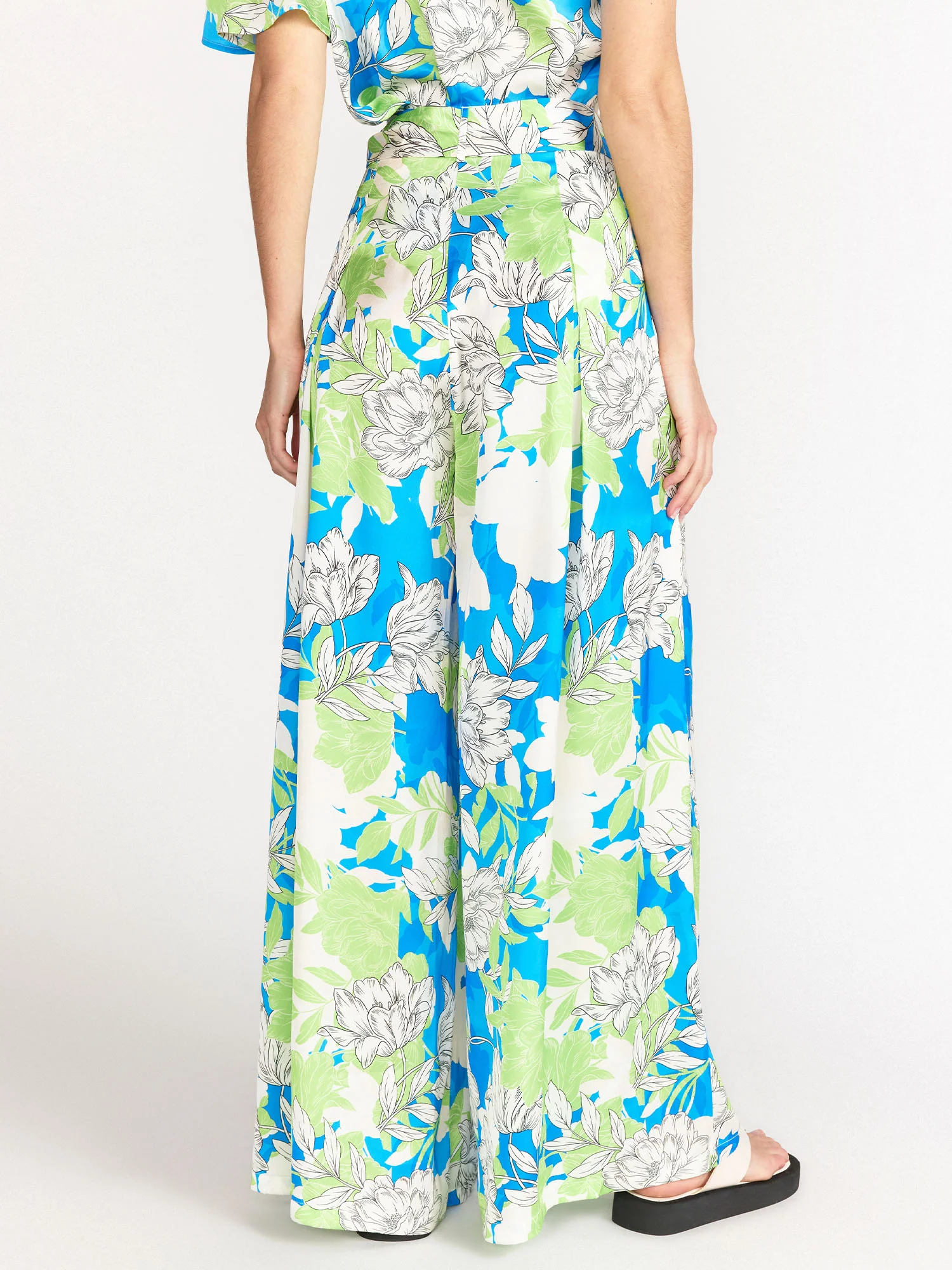 Flying Tomato Floral Print Wide-Leg Satin Pant - Brands We Love - Image 5