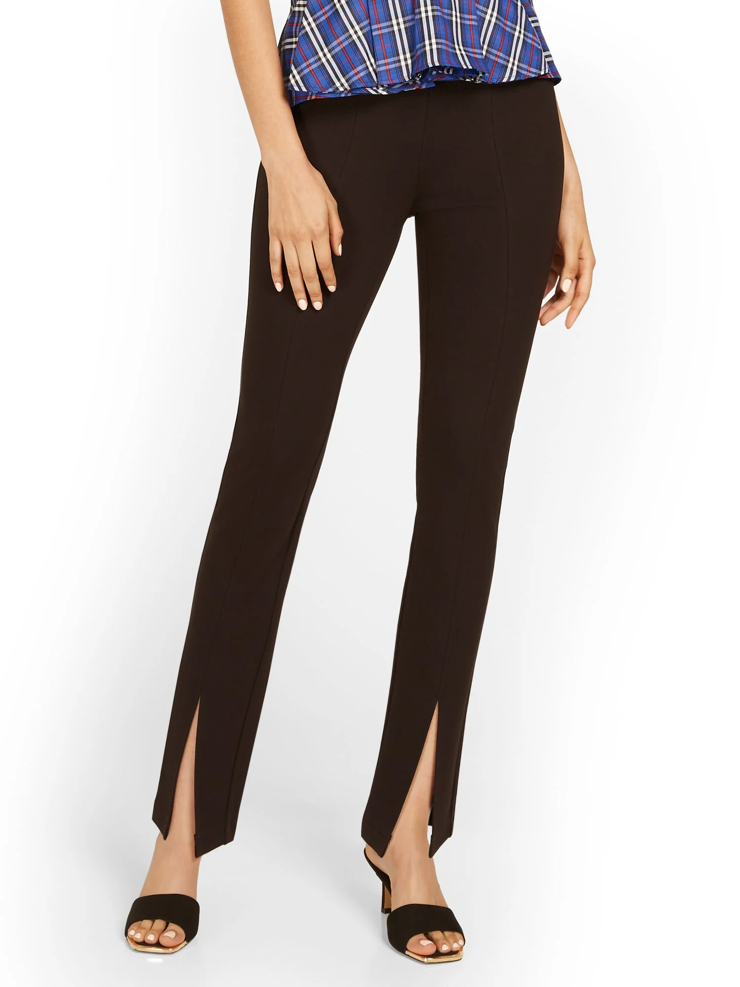 Front-Slit Legging