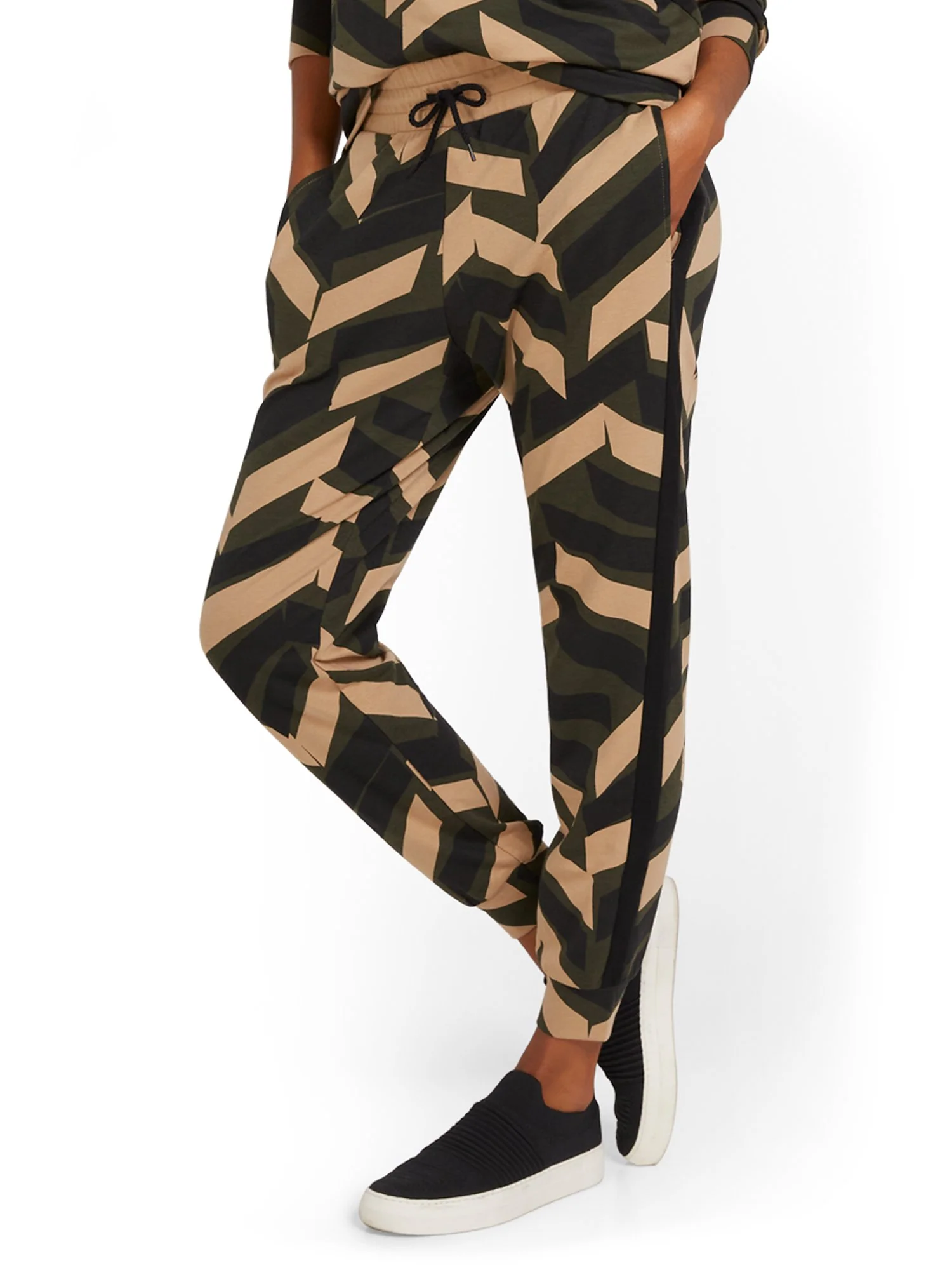 Geometric-Print French Terry Jogger Pant - Image 2