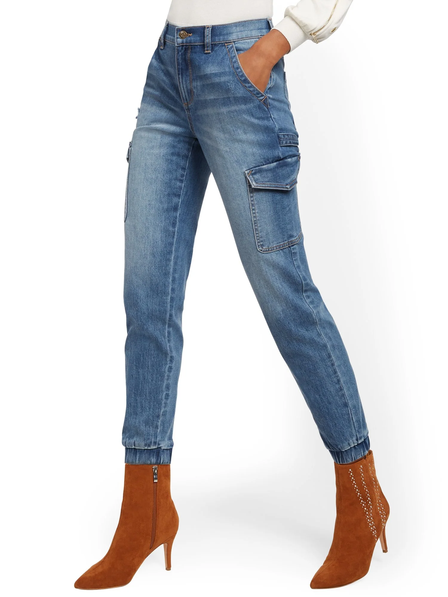 High-Waisted Cargo Ankle Jeans - Medium Blue