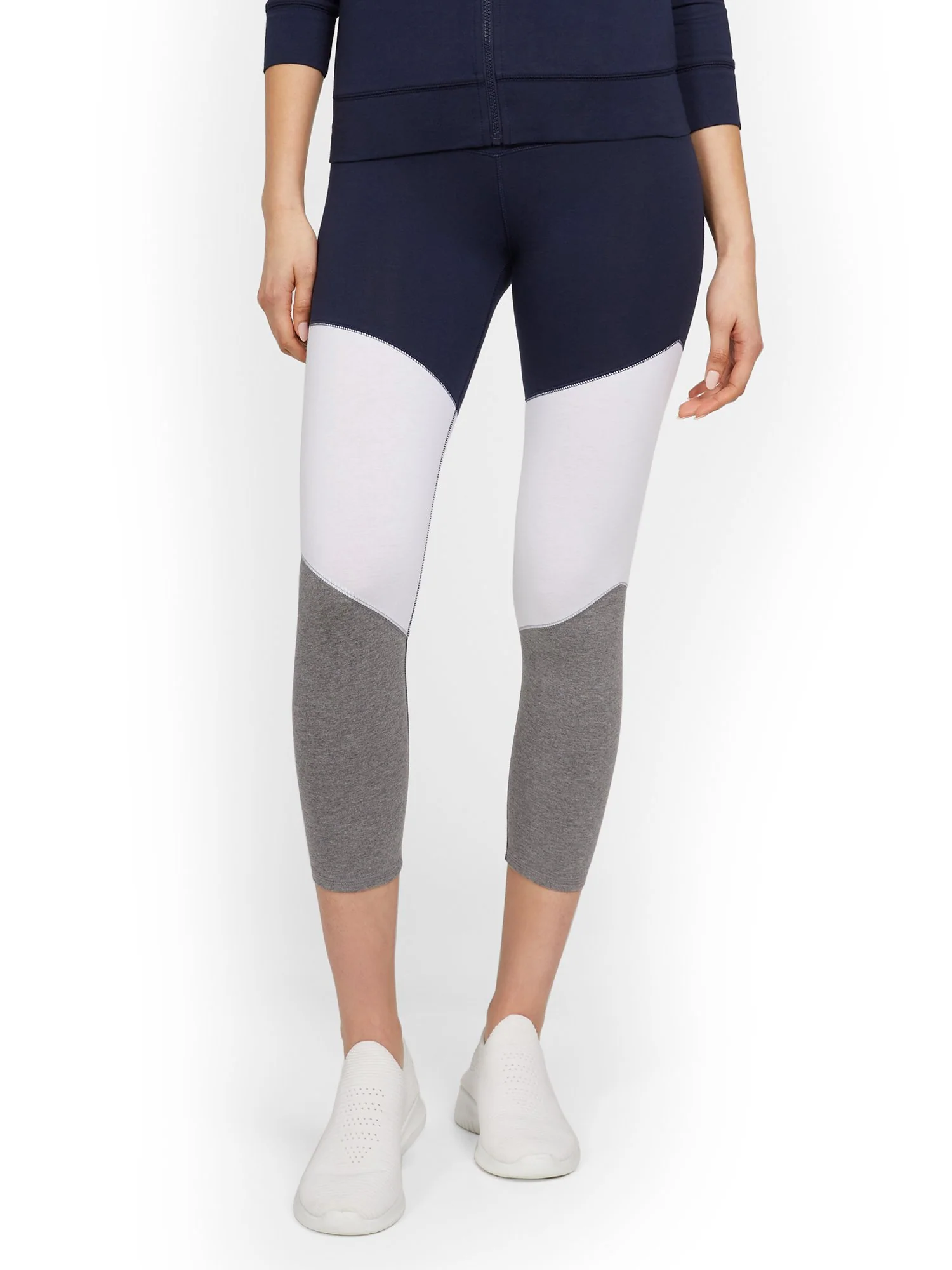 High-Waisted Colorblock Pocket Capri Legging - Image 2