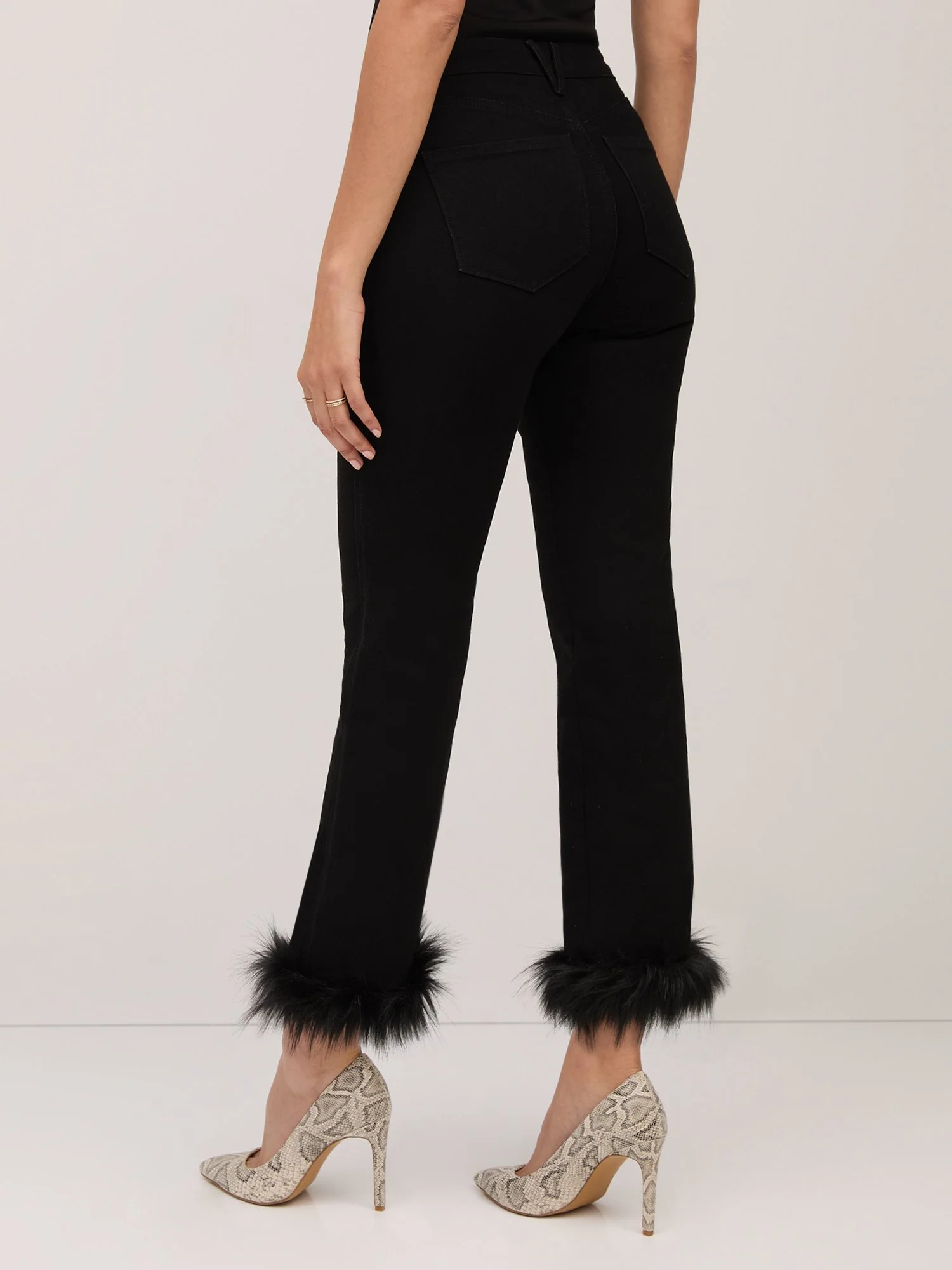 High-Waisted Feather-Hem Super-Skinny Jeans - Black - Image 3