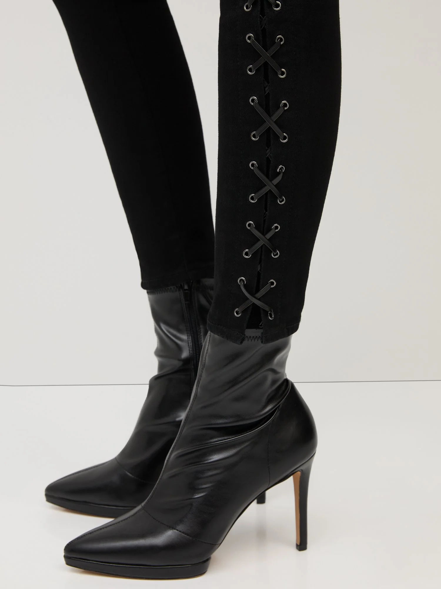 High-Waisted Lace-Up Detail Super-Skinny Jeans - Black - Image 4