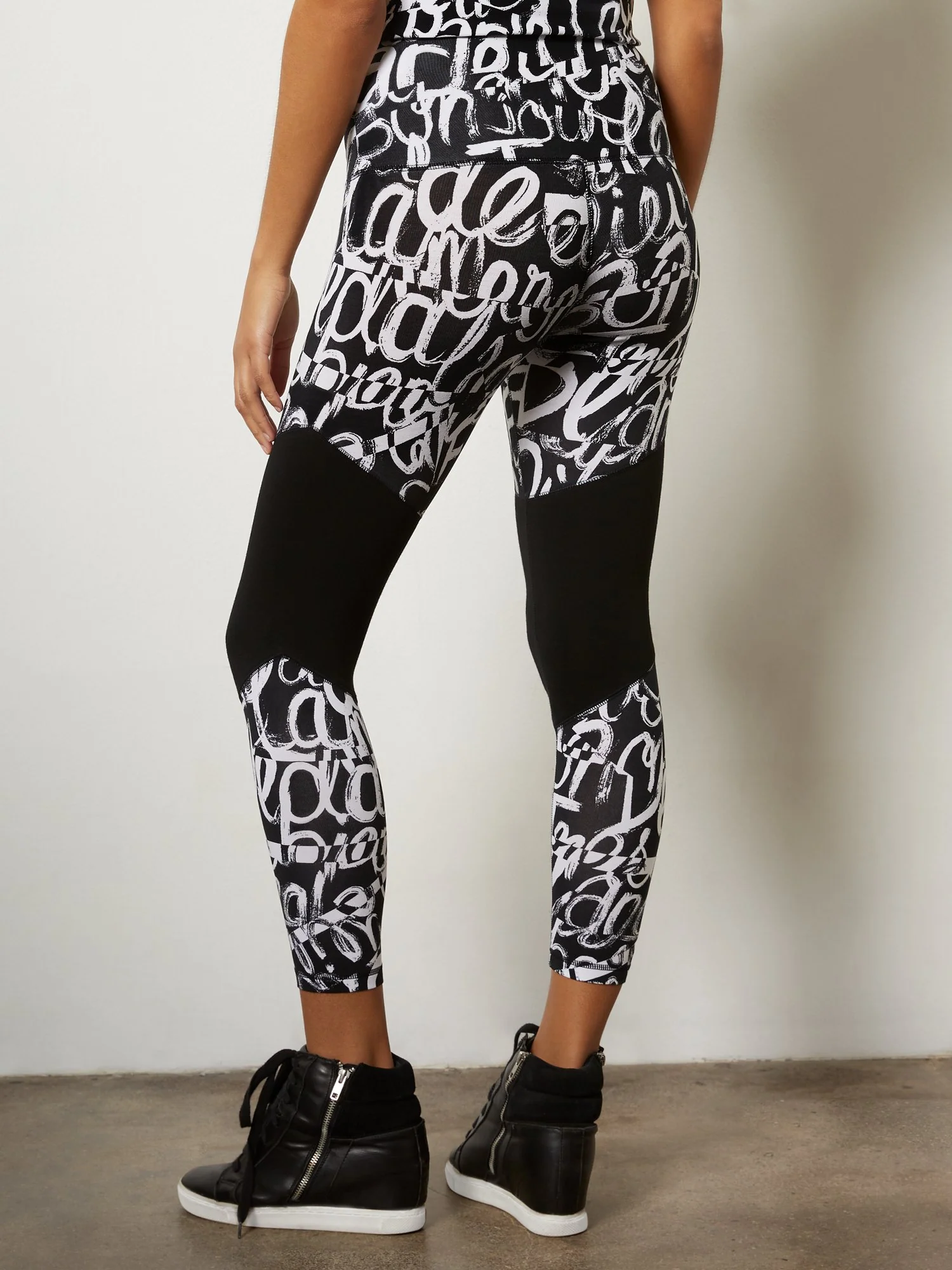 High-Waisted Pocket Capri Legging - Scripted - Image 3