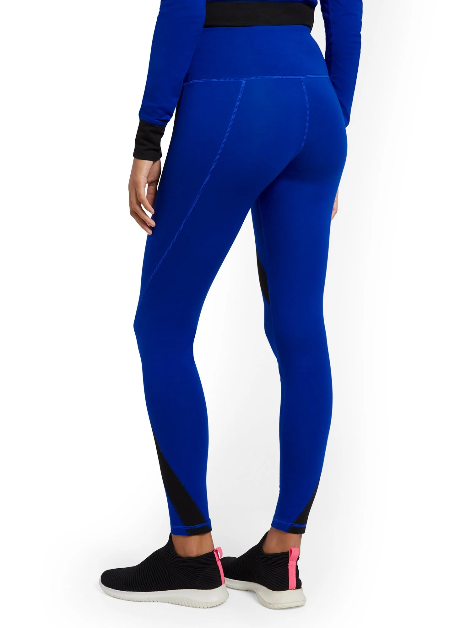 High-Waisted Pocket Legging - Image 9