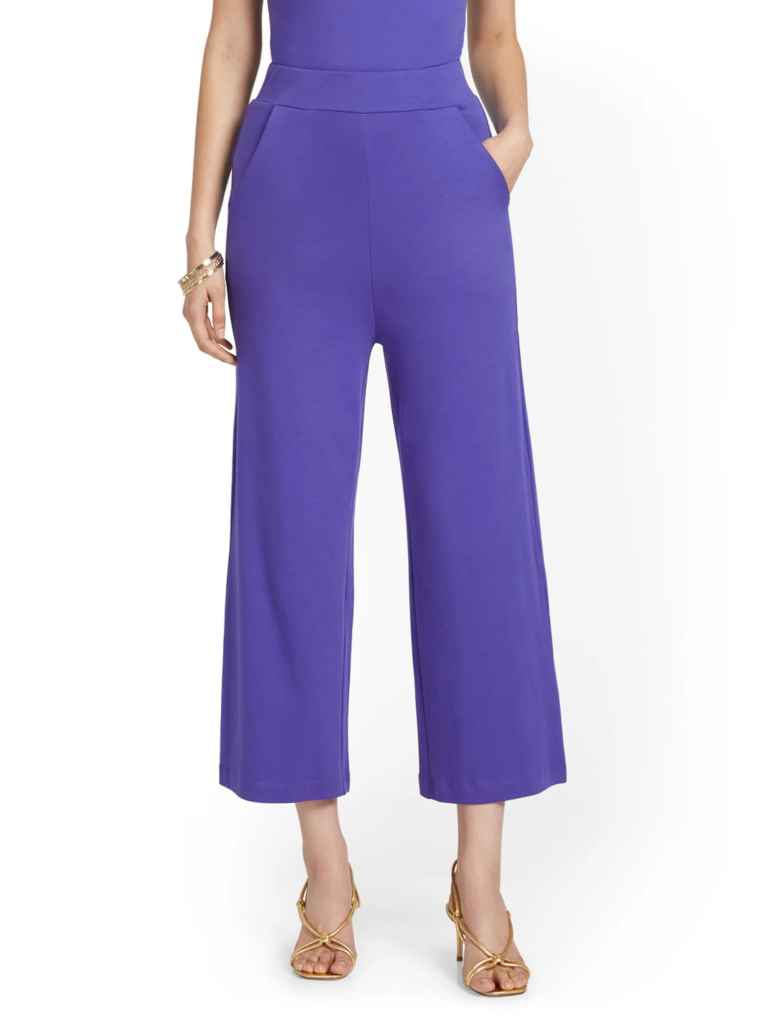 High-Waisted Pull-On Wide-Leg Capri Pant - City Knits - Image 21