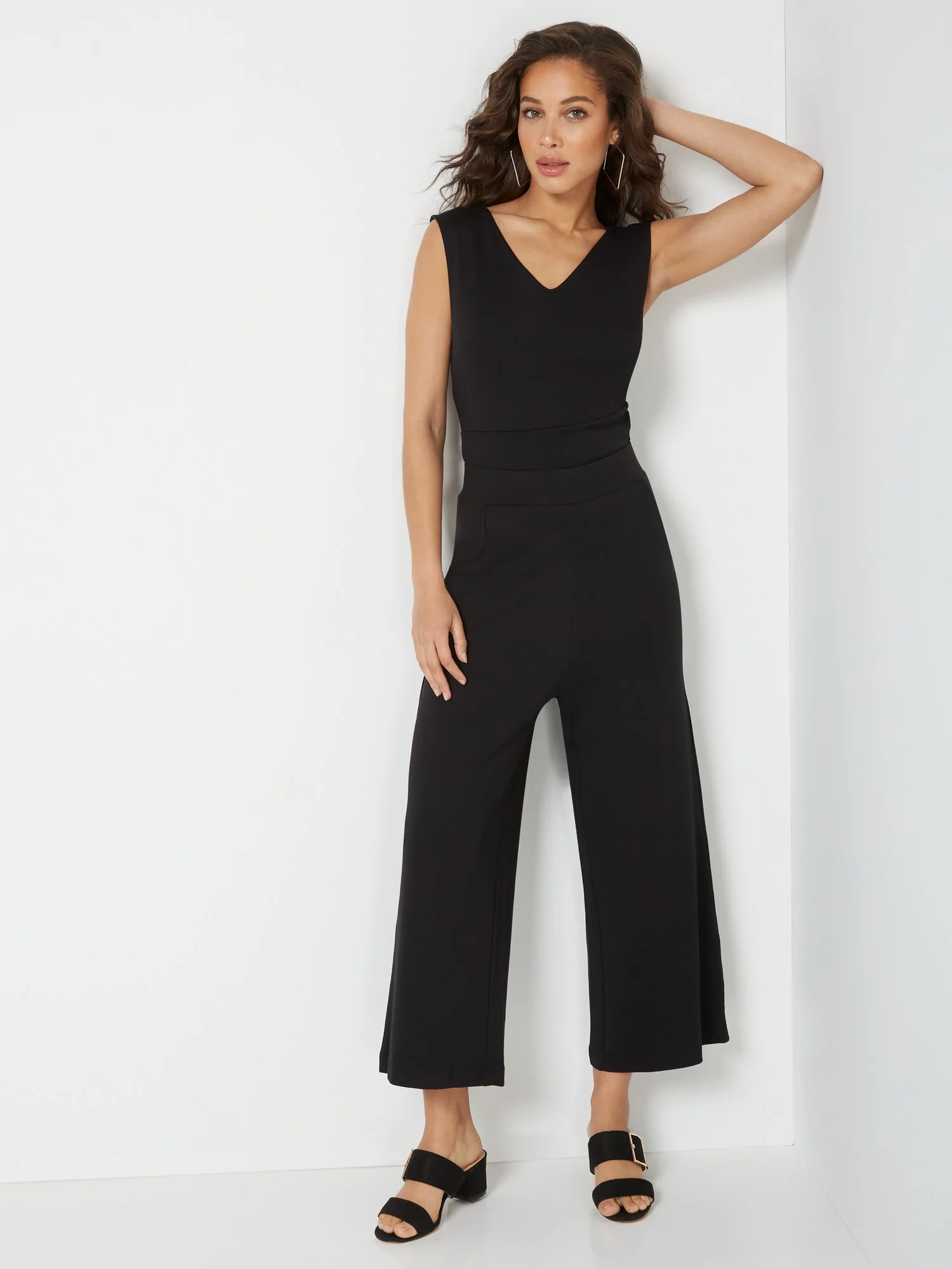 High-Waisted Pull-On Wide-Leg Capri Pant - City Knits - Image 4