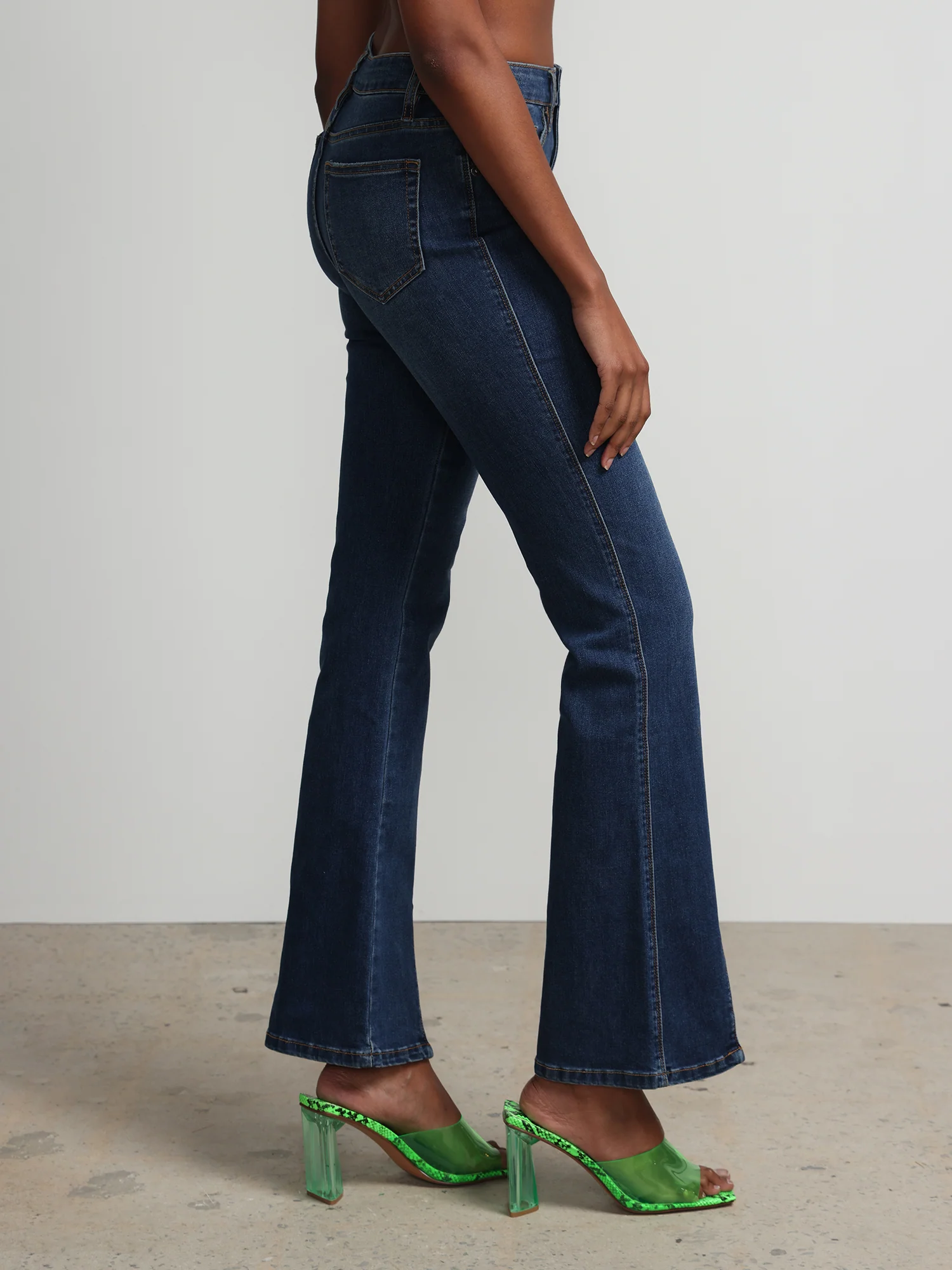 High-Waisted Slit-Hem Bootcut Jeans - Medium Wash - Image 2