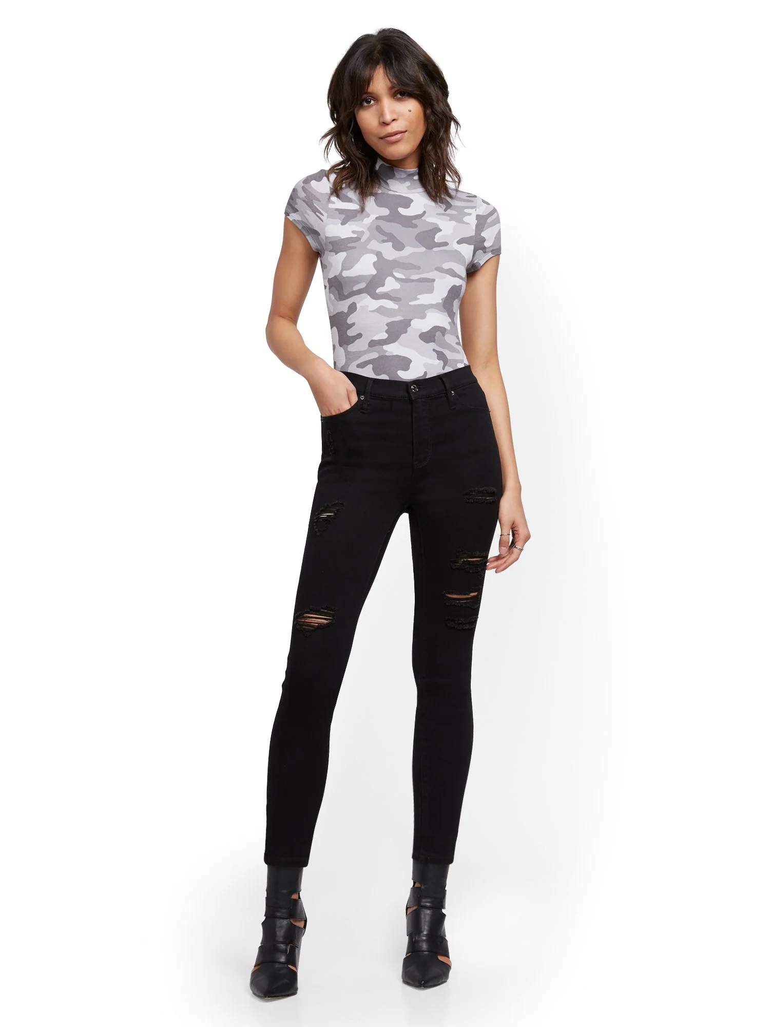 High-Waisted Super-Skinny Ankle Legging - Black - Image 4