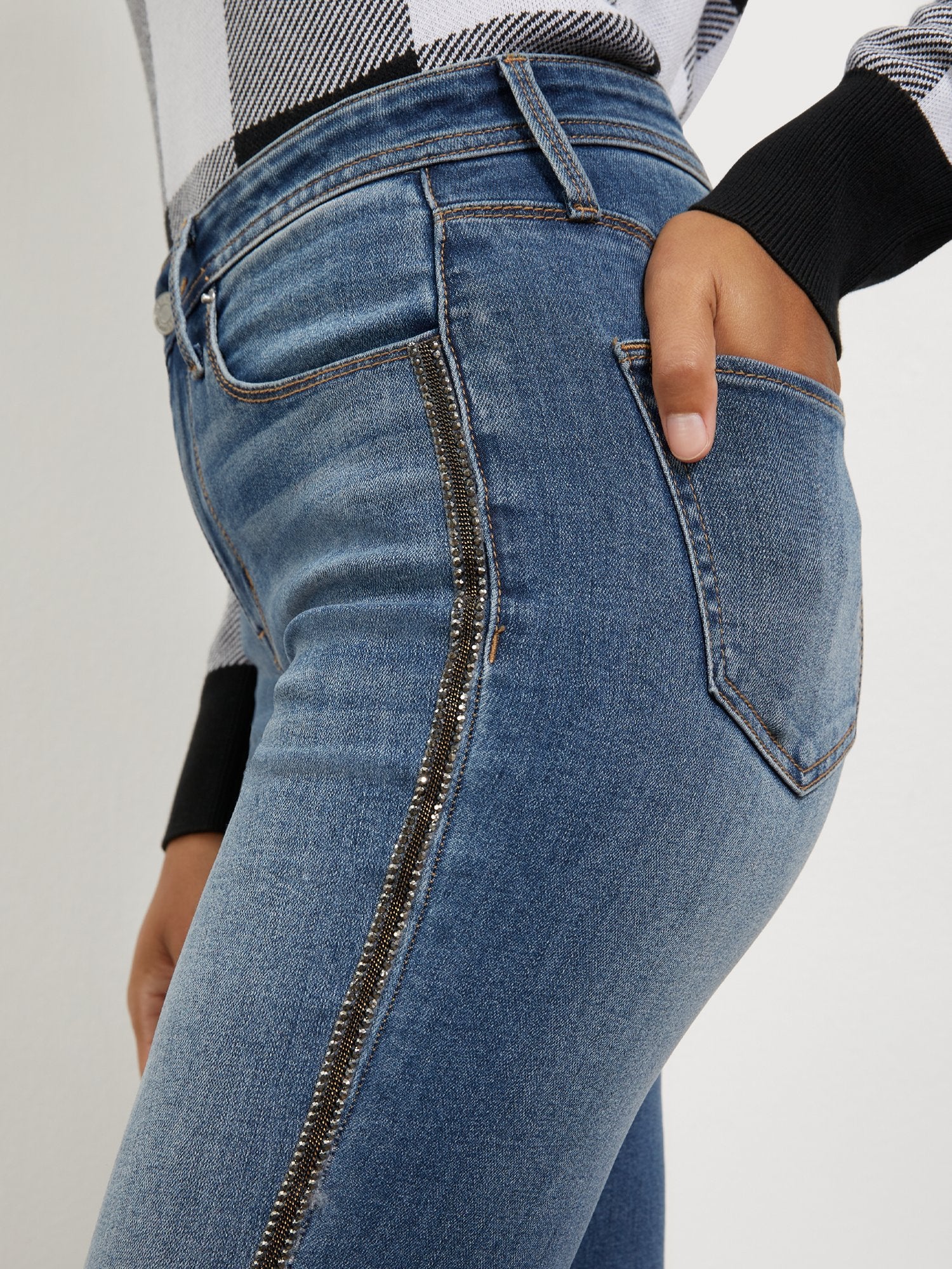 High-Waisted Super-Skinny Chain Jeans - Image 4