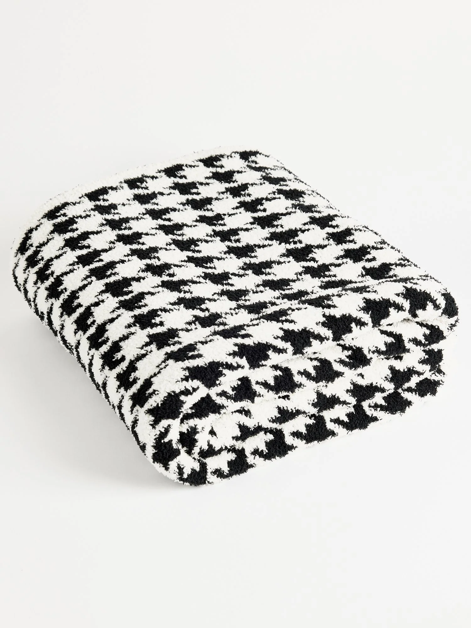 Comfy Luxe Houndstooth Terry Throw Blanket - Brands We Love - Image 2