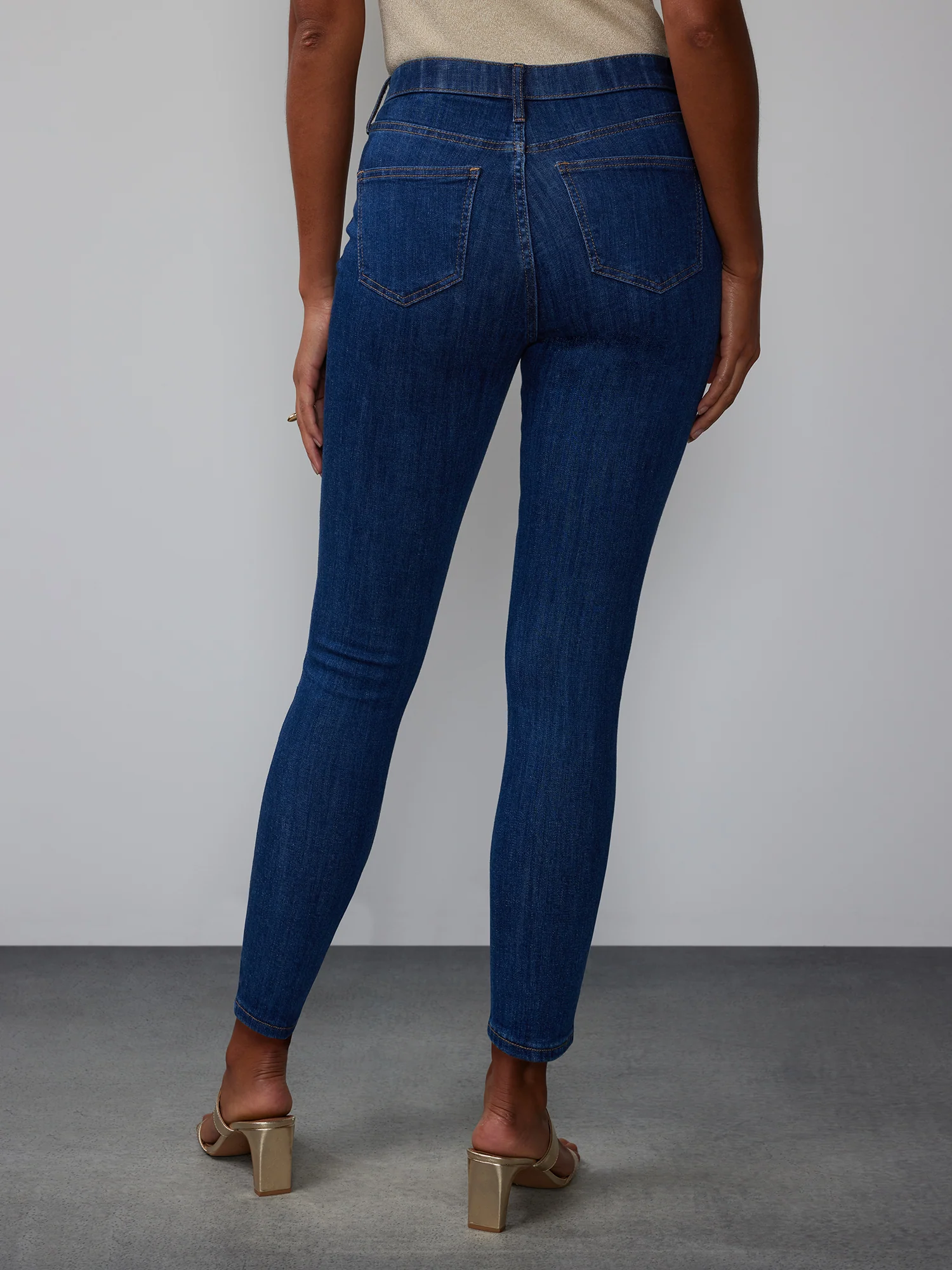 Petite Essential High Rise Ankle Length Jeans - Image 3