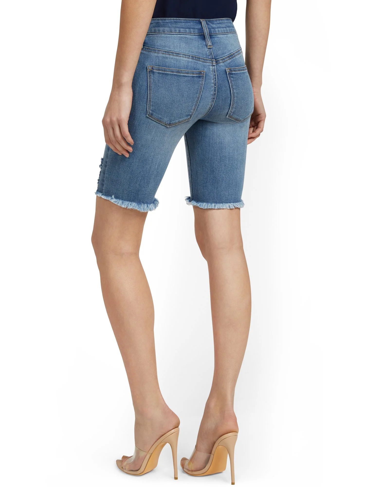 Lexi Mid-Rise 9-Inch Short - Blue Wash - Image 3