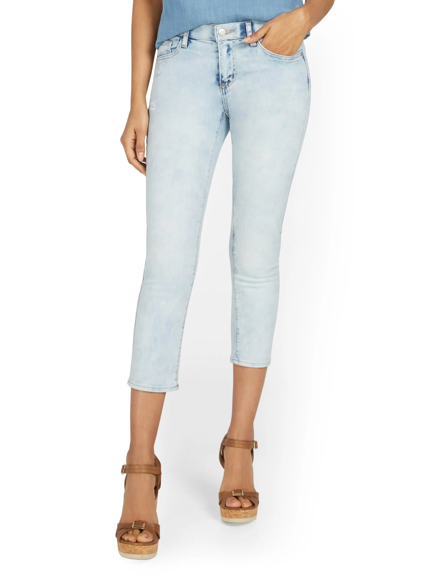 Lexi Mid-Rise Super-Skinny Capri Jeans