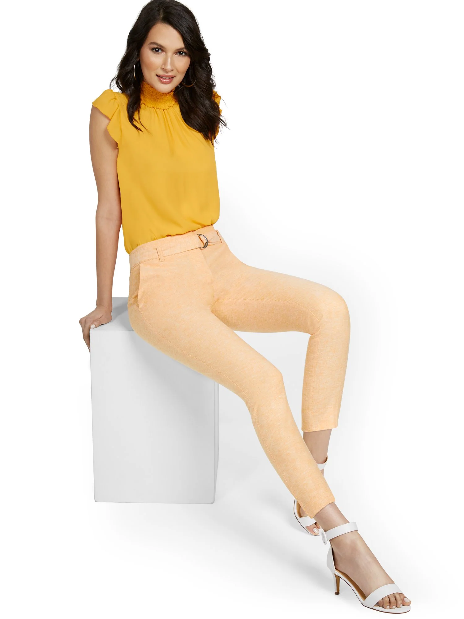 Linen-Blend High-Waisted O-Ring Belt Ankle Pant - Image 16