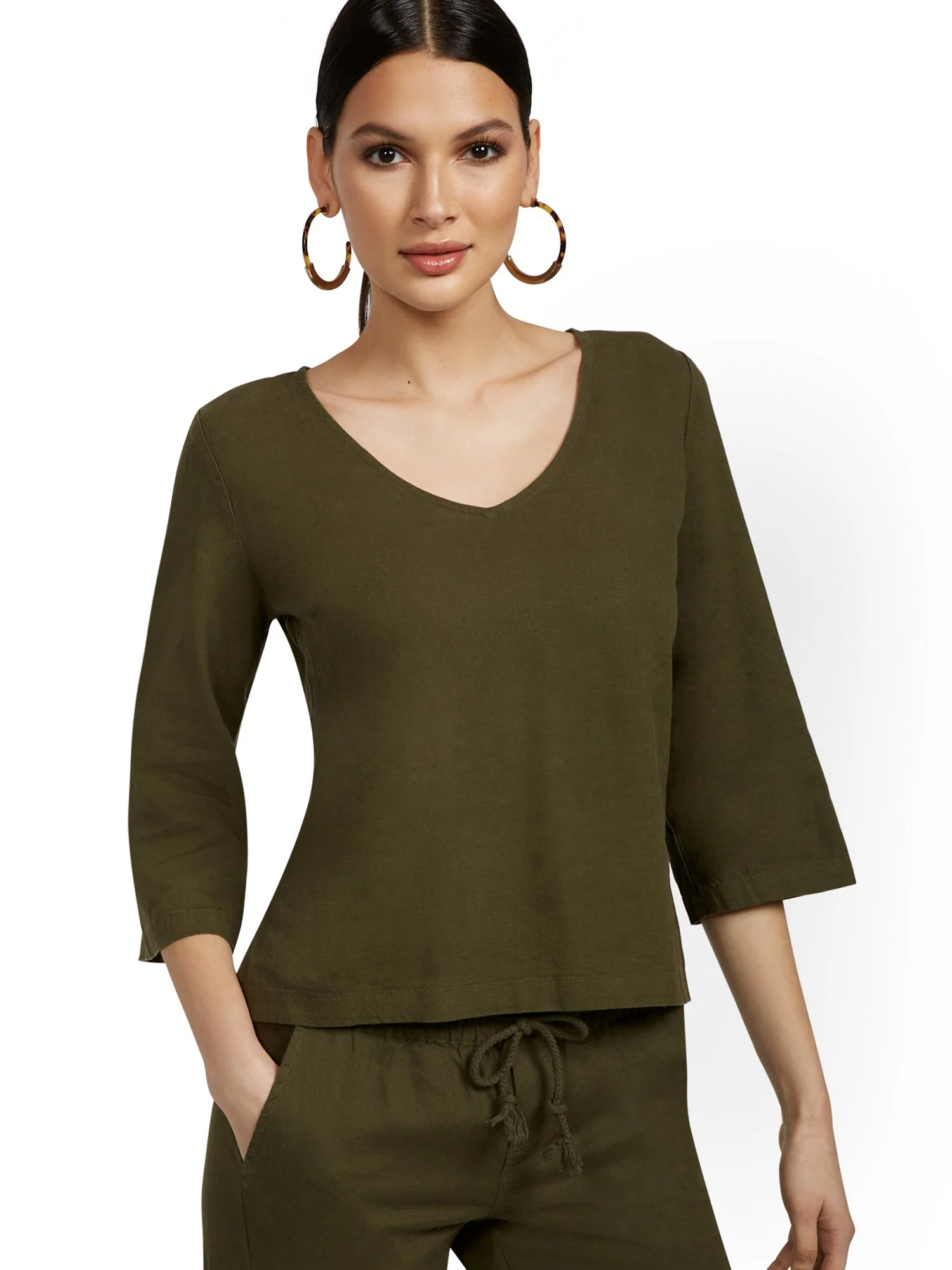 Linen-Blend V-Neck Button-Back Top - Image 8