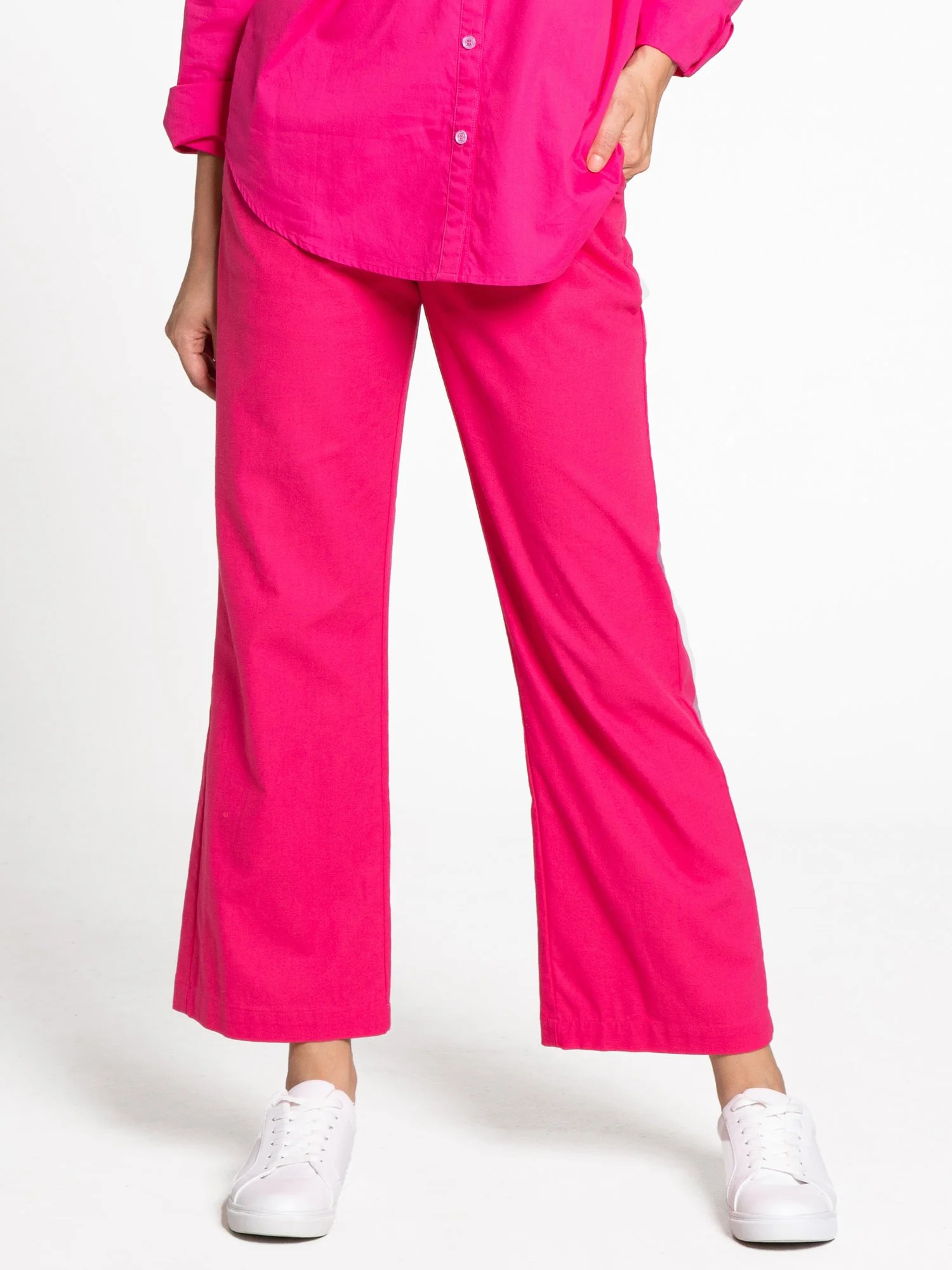 Linen Pleated Wide Leg Trouser - Crescent - Image 6
