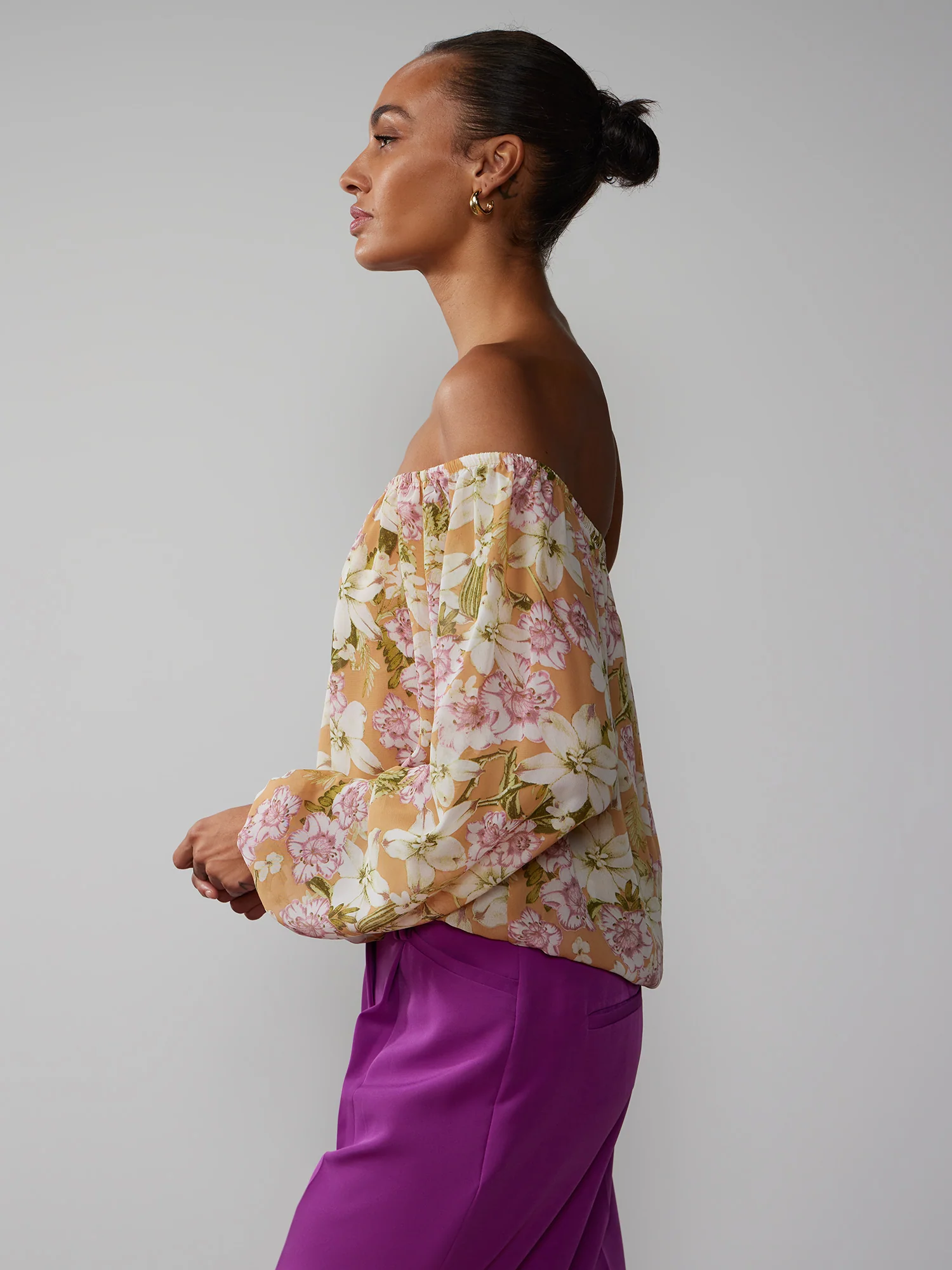 Long Sleeve Off The Shoulder Floral Top - Image 2