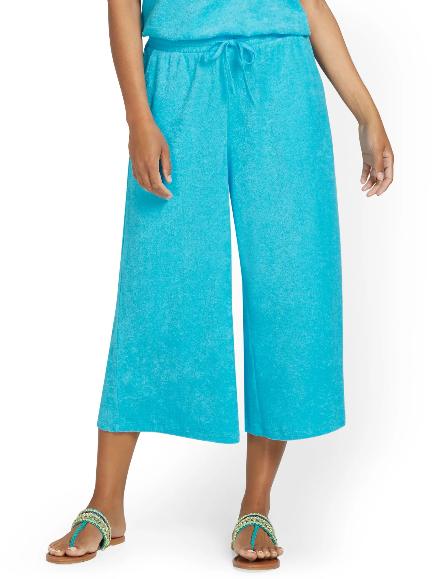 Loop Terry Wide-Leg Capri Pant - Image 11