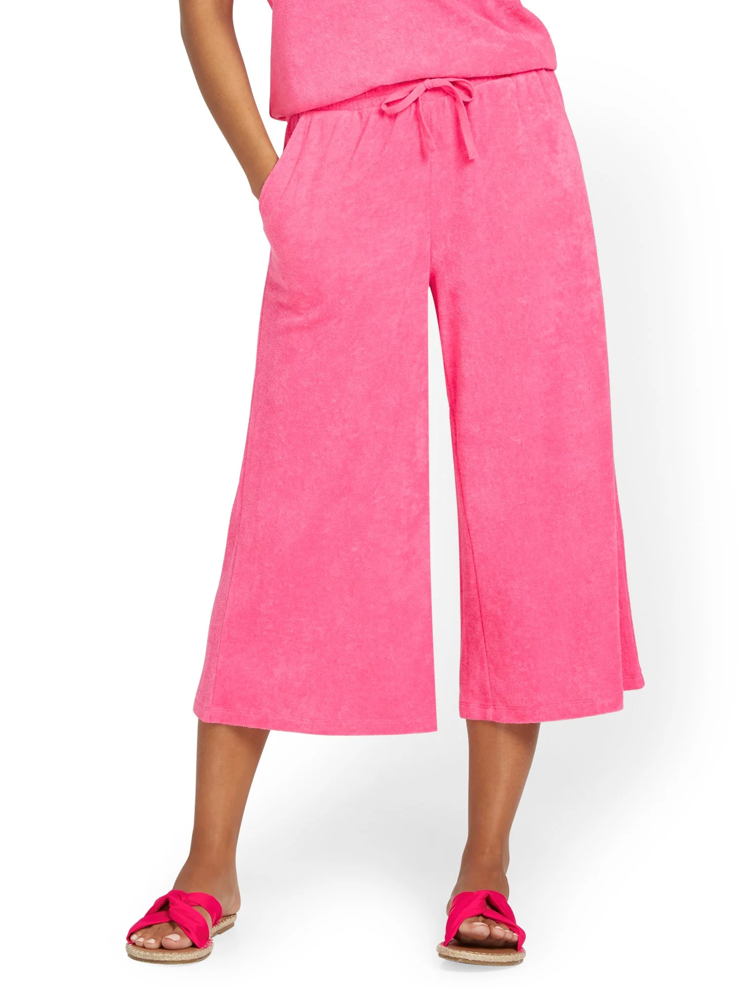 Loop Terry Wide-Leg Capri Pant - Image 7