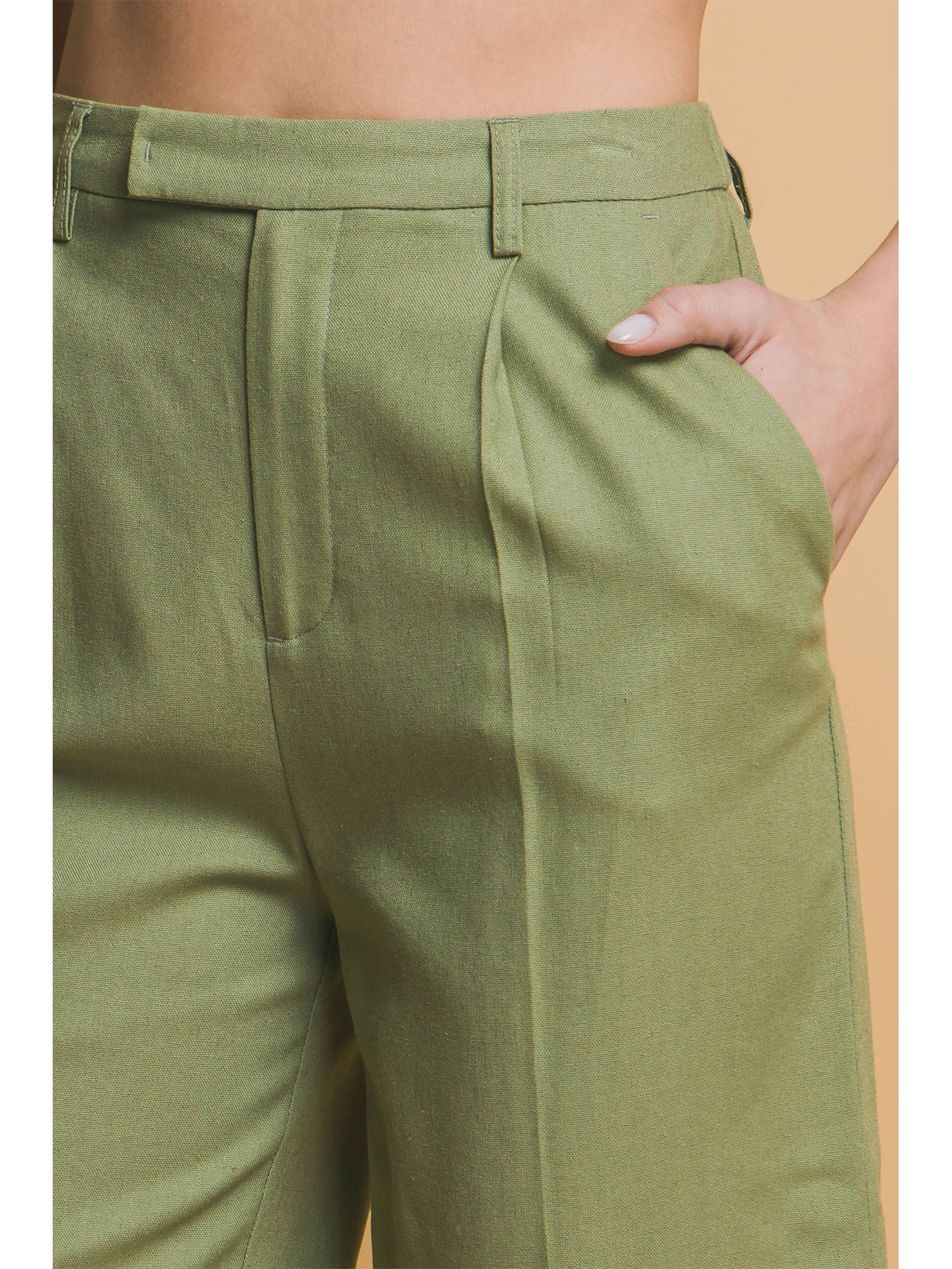 Linen Bermuda Shorts - Image 13