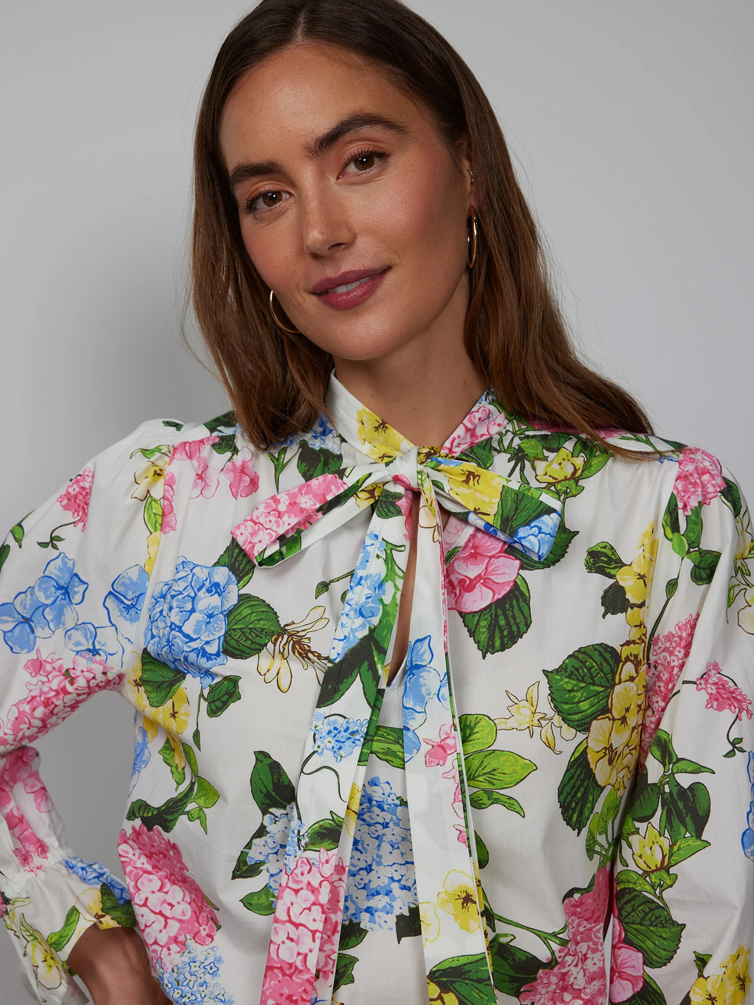 Poet Sleeve Bow Neck Hydrangea Blouse - Image 4