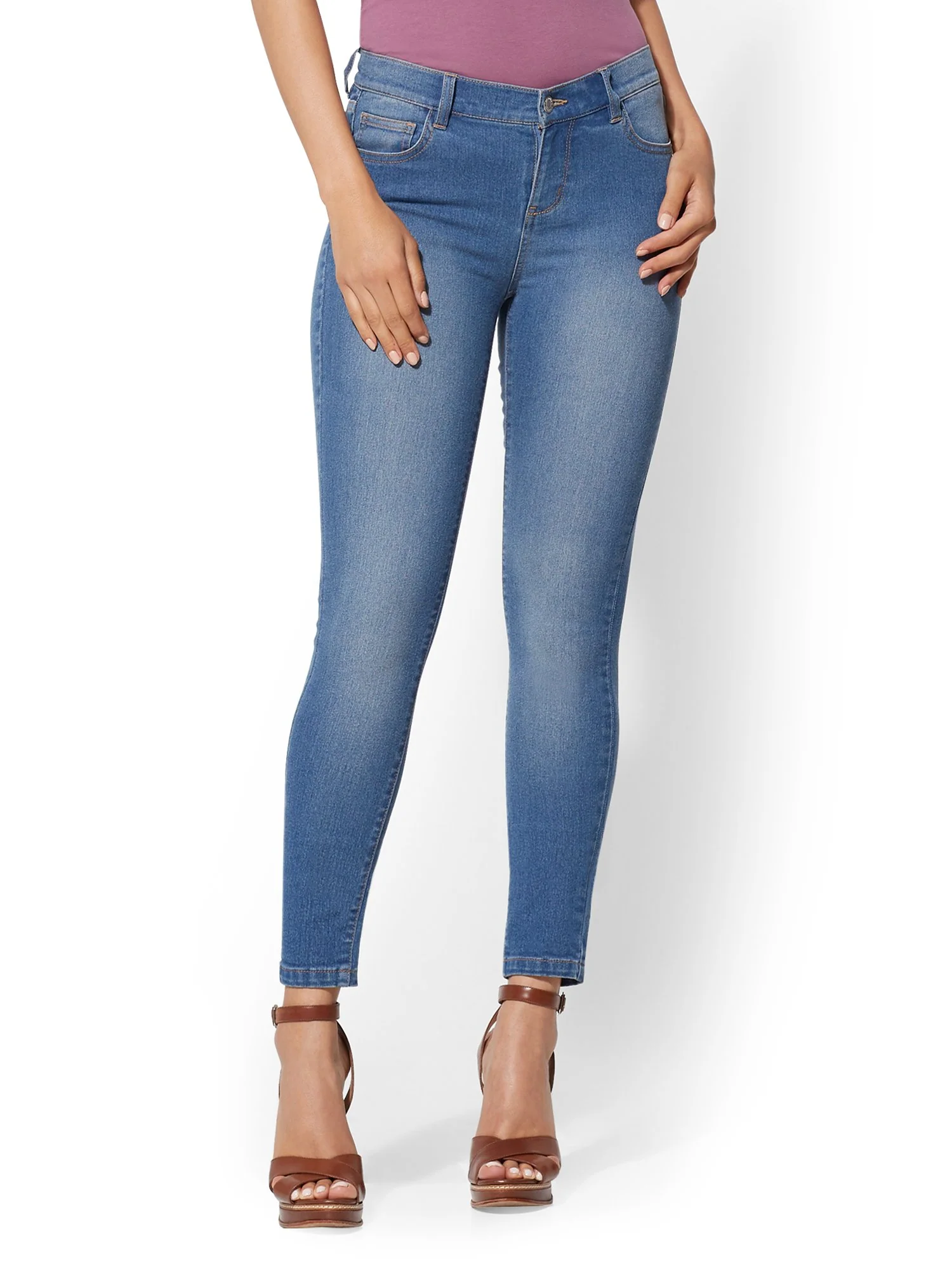Mid-Rise Super-Skinny Essential Stretch Jeans