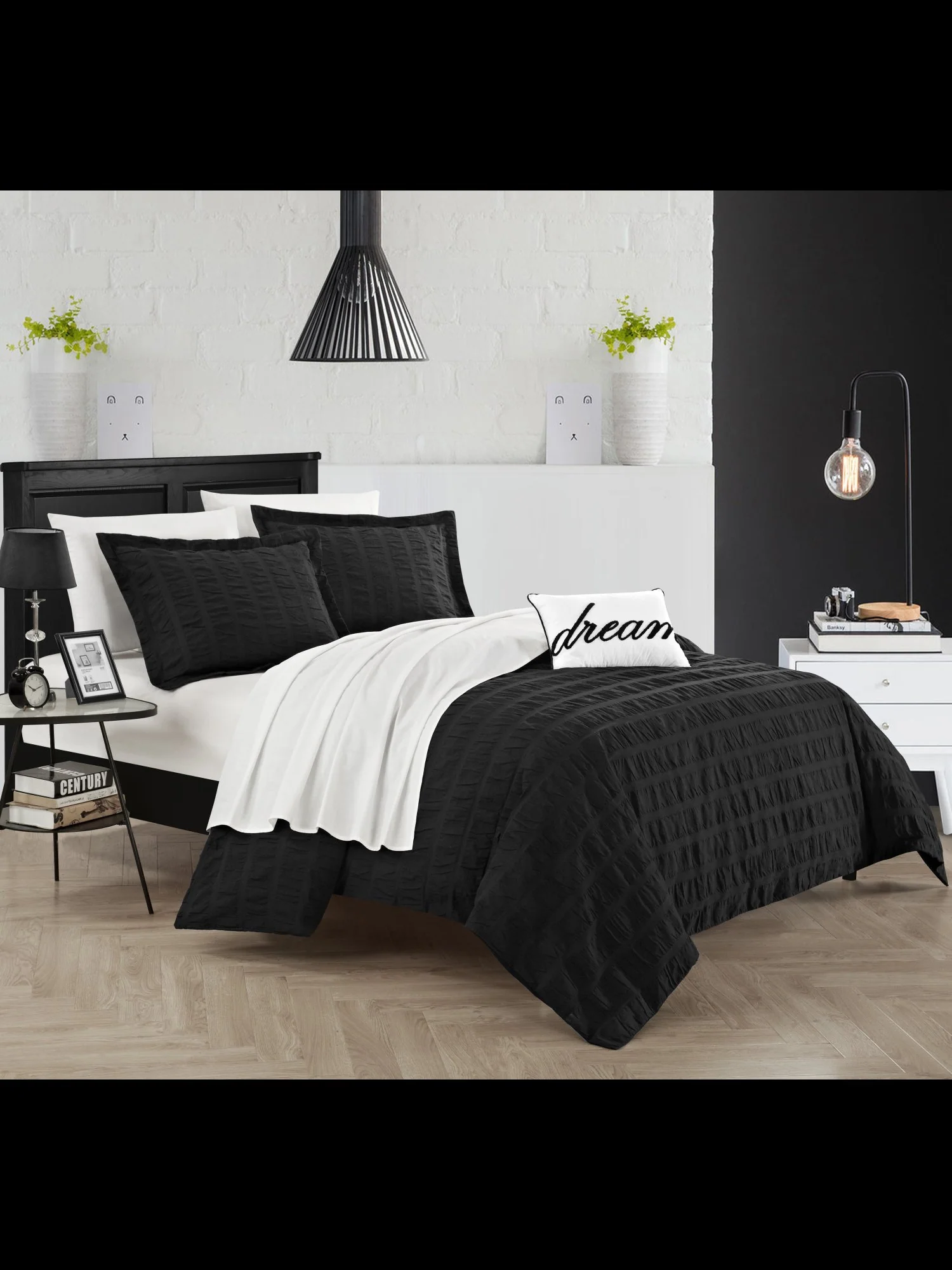 Millbury King-Size 4-Piece Duvet Set - NY&C x Chic Home