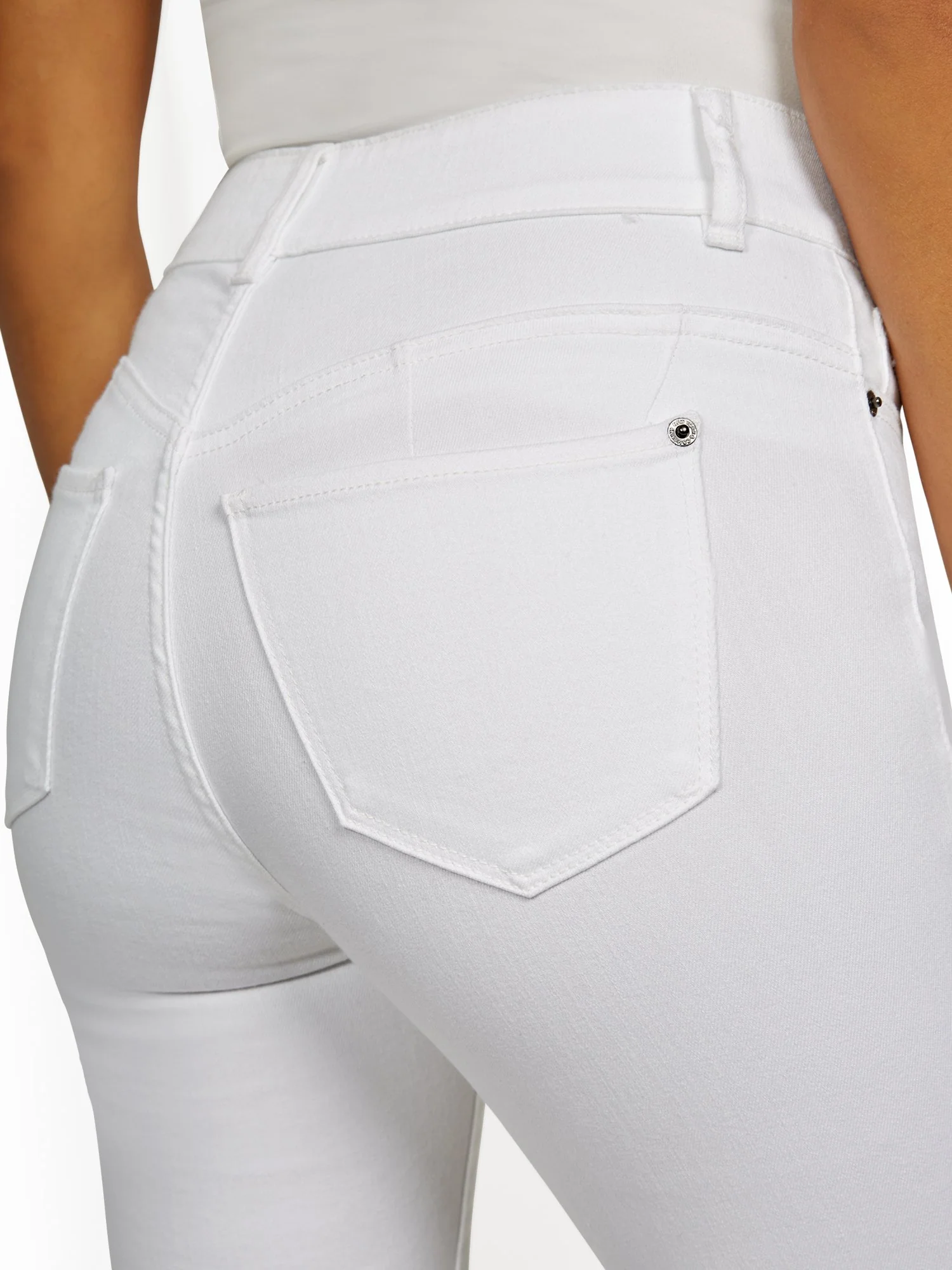 Mya Curvy High-Waisted Sculpting No Gap Super-Skinny Capri Jeans - White - Image 4