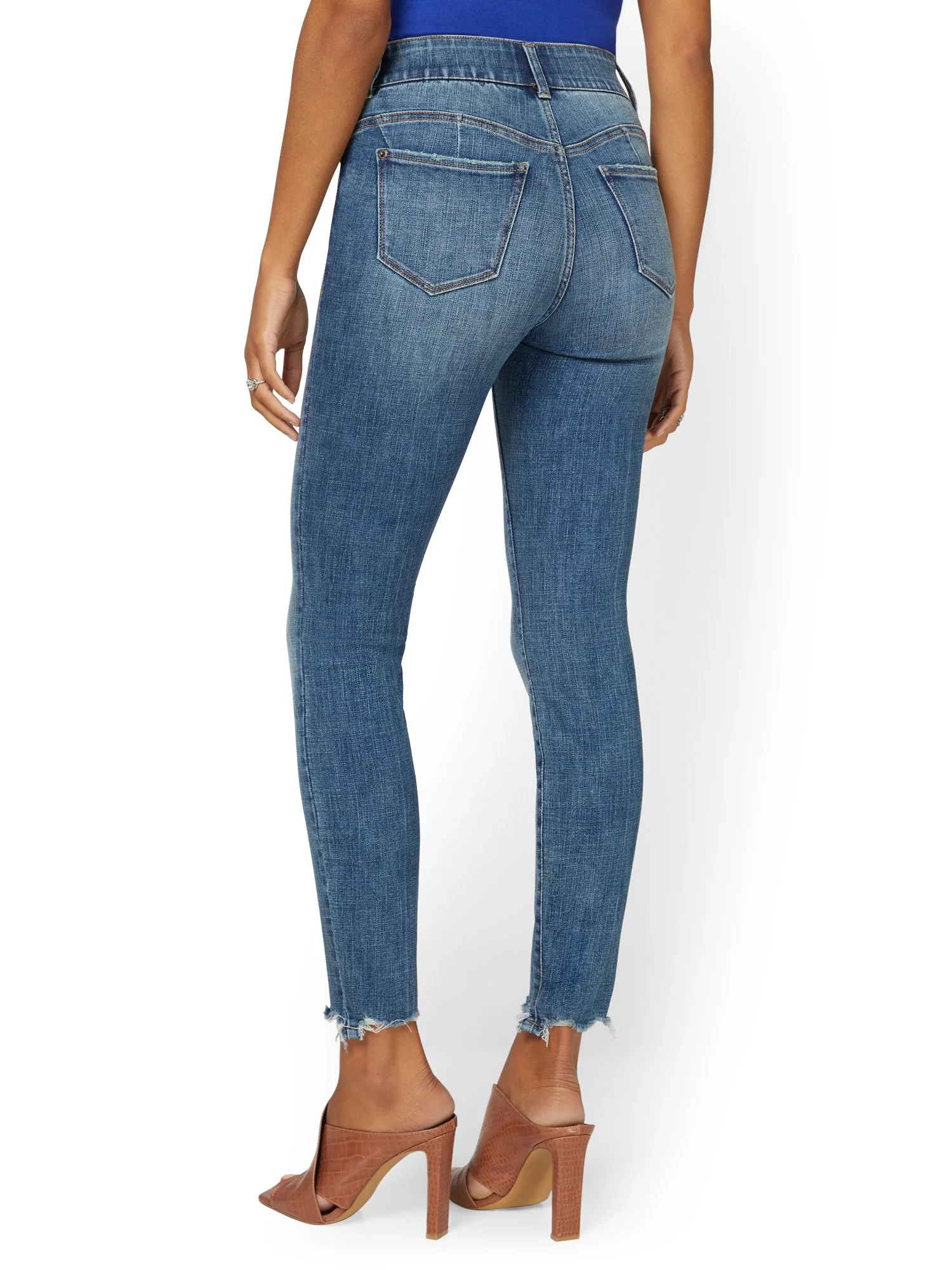 Mya Curvy High-Waisted Super-Skinny Jeans - Medium Wash - Image 5