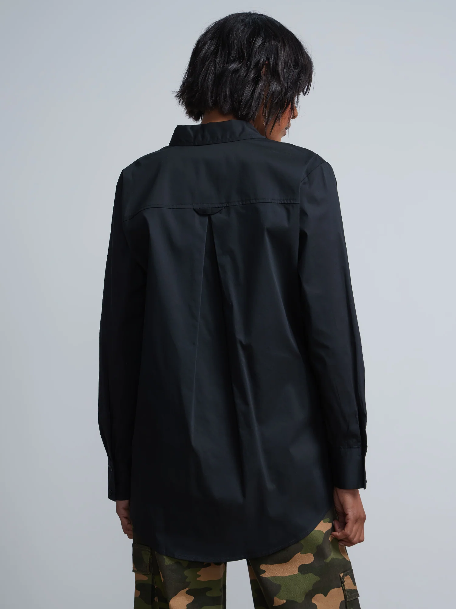Petite Boyfriend Button-Front Secret Snap - NY&C Madison Shirt® - Image 3
