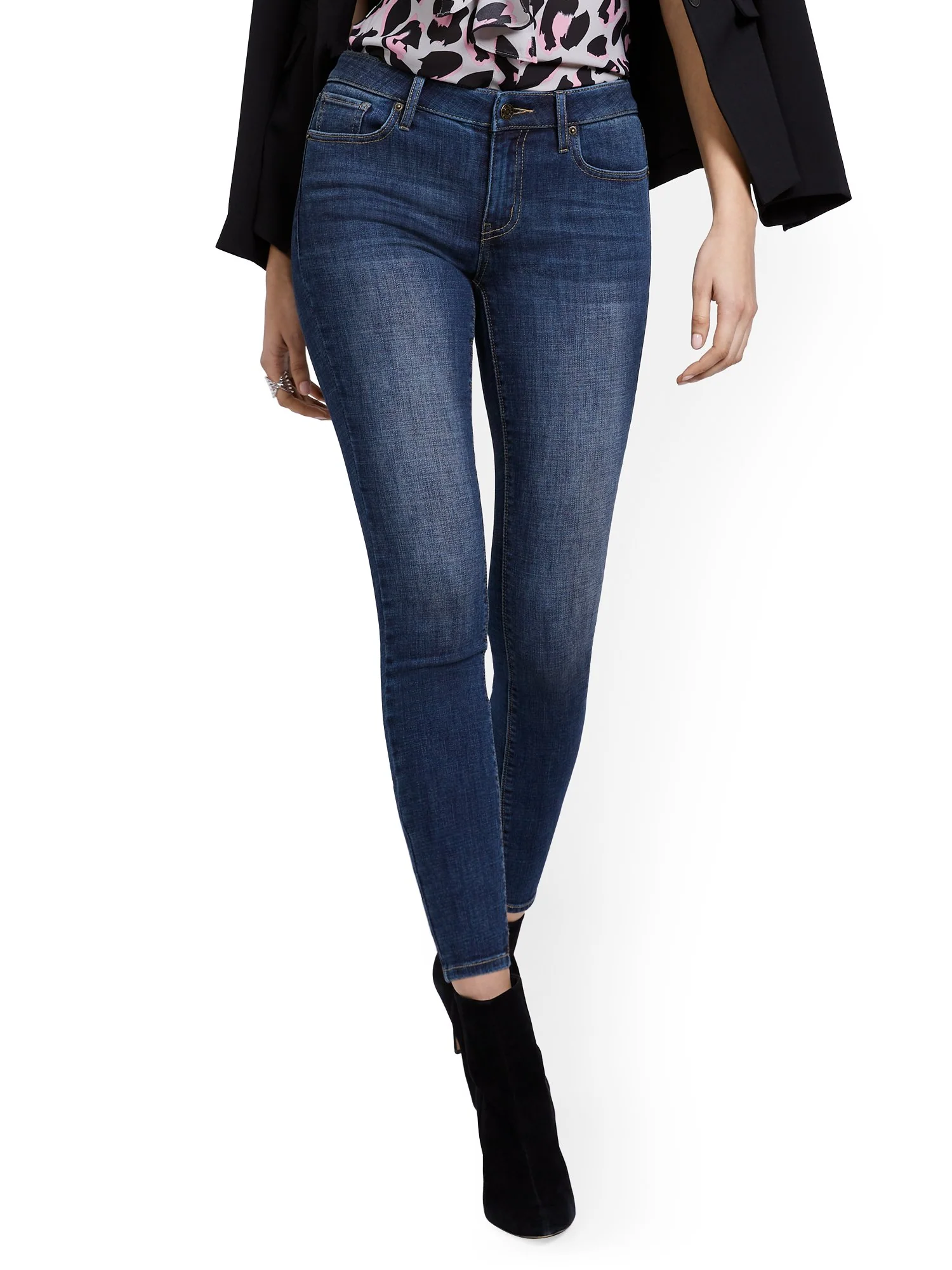 Petite Lexi Mid-Rise Super-Skinny Ankle Jeans - Blue Hustle - Image 2